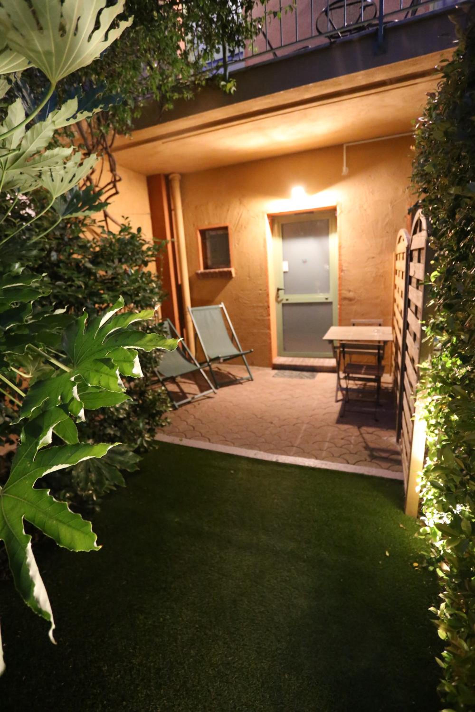 Standard Double or Twin Room - Garden Side - Photo 14