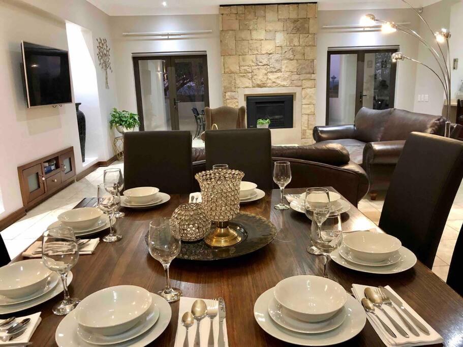 Villa photo 2