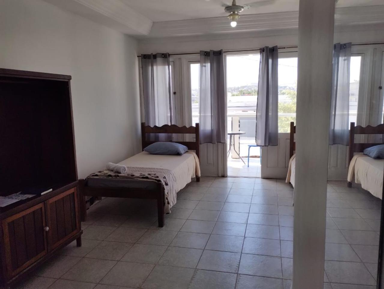 Triple Room With Shared Bathroom photo 2