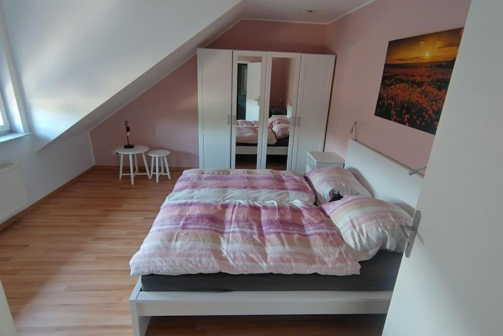 Three-Bedroom Villa photo 1