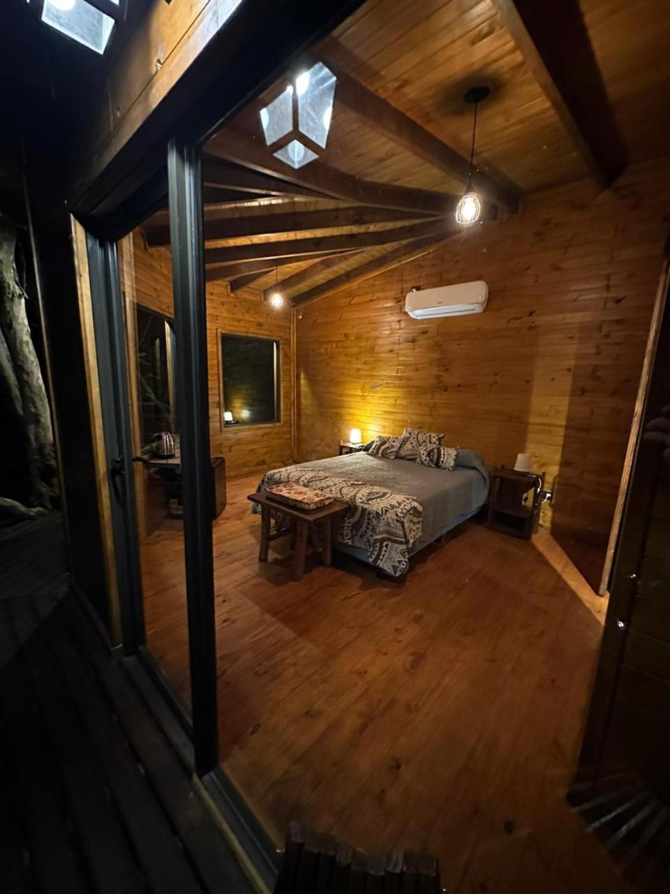 Deluxe Double Room with Balcony photo 3