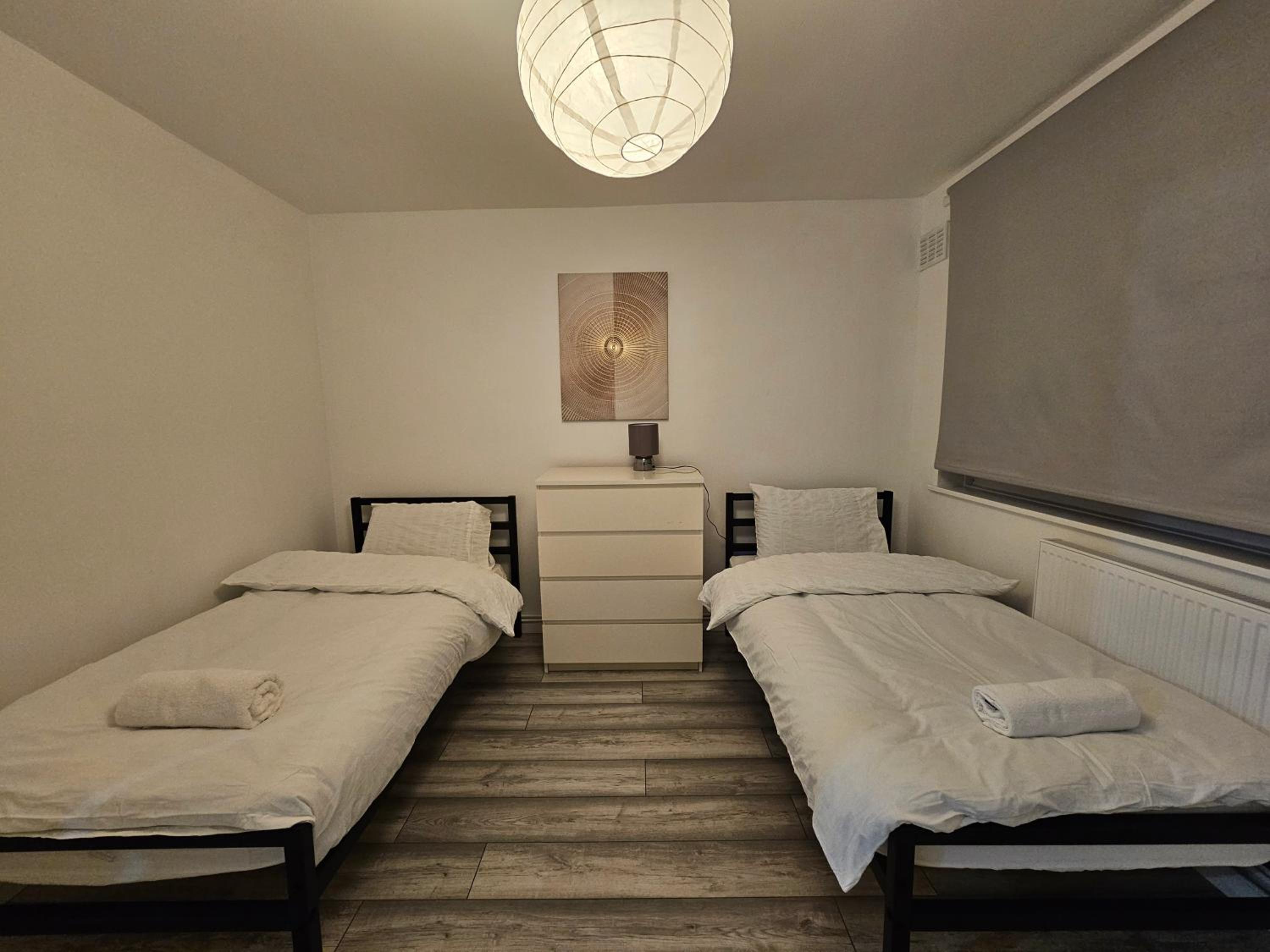 Large Twin Room photo 2