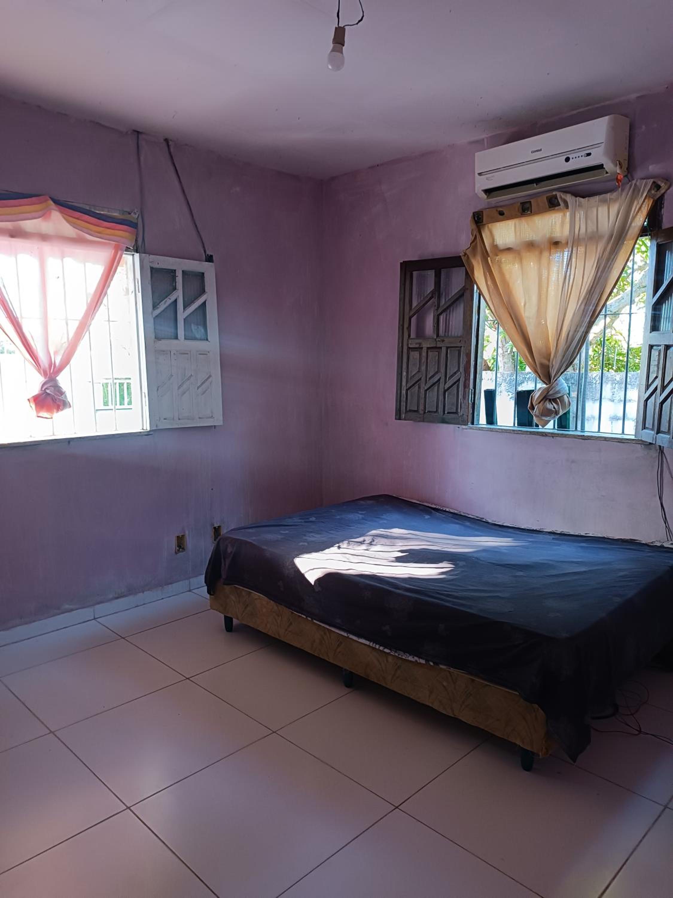 Three-Bedroom House photo 3