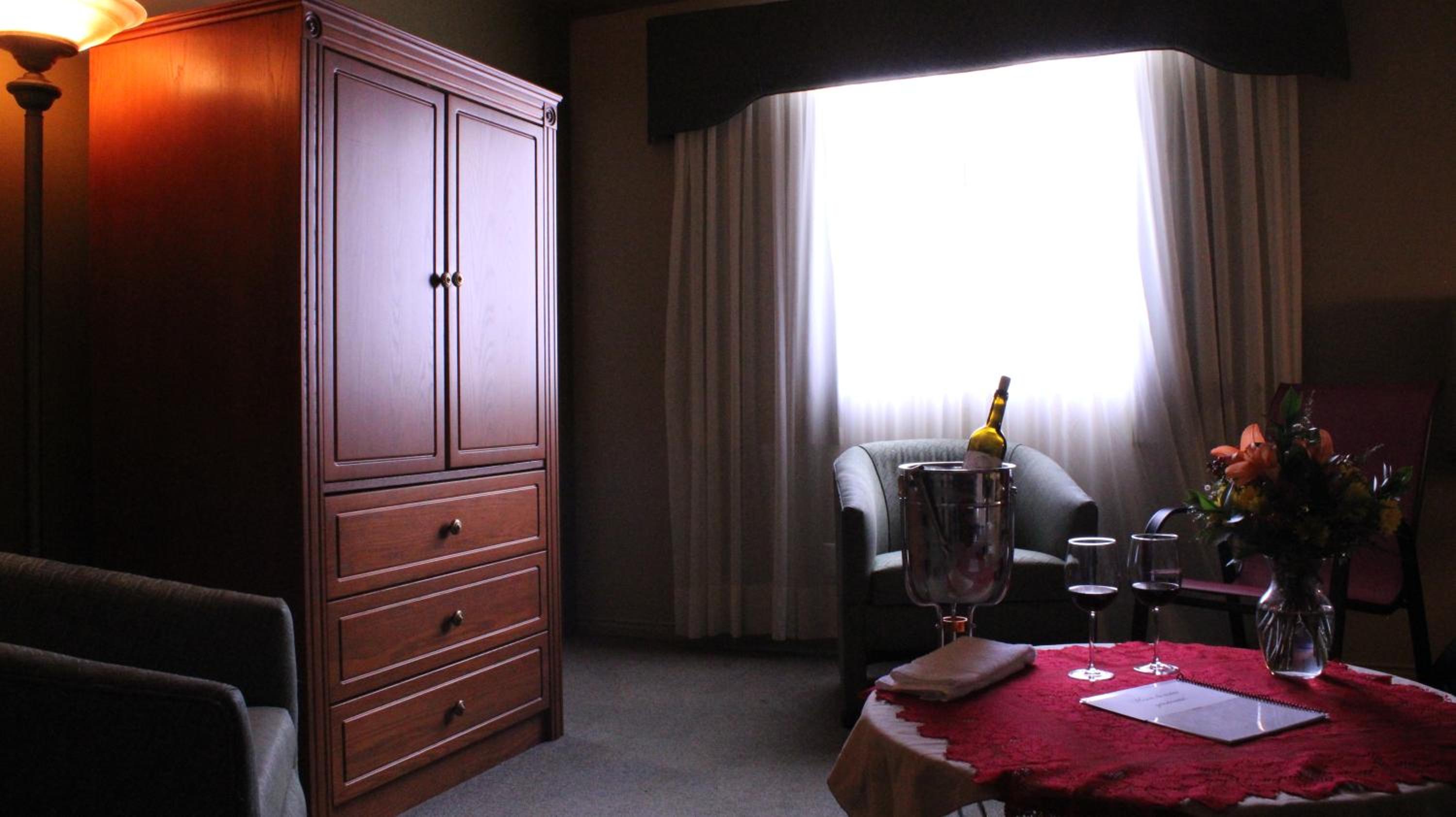 Suite with City View photo 2
