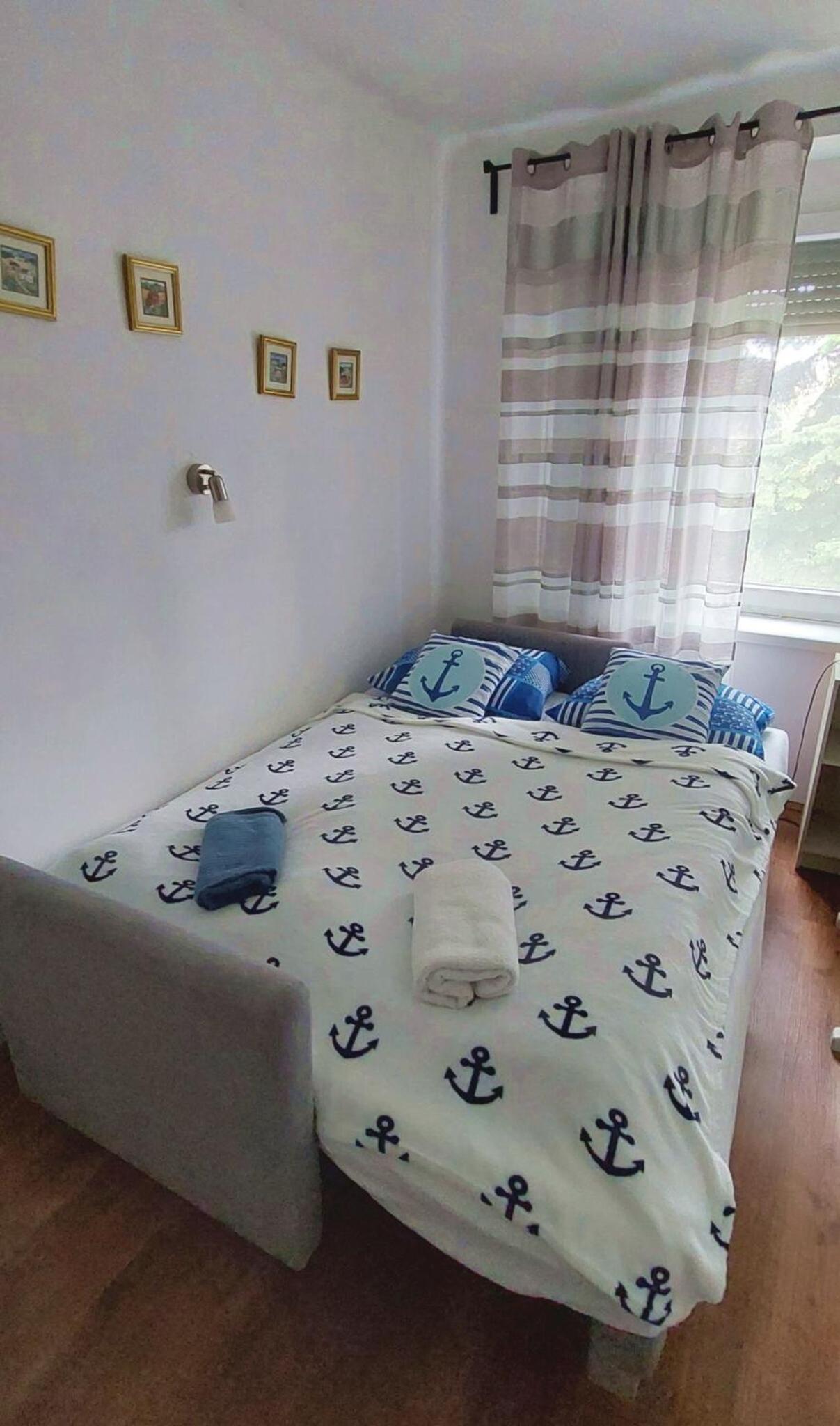 Two-Bedroom Apartment - Photo 12