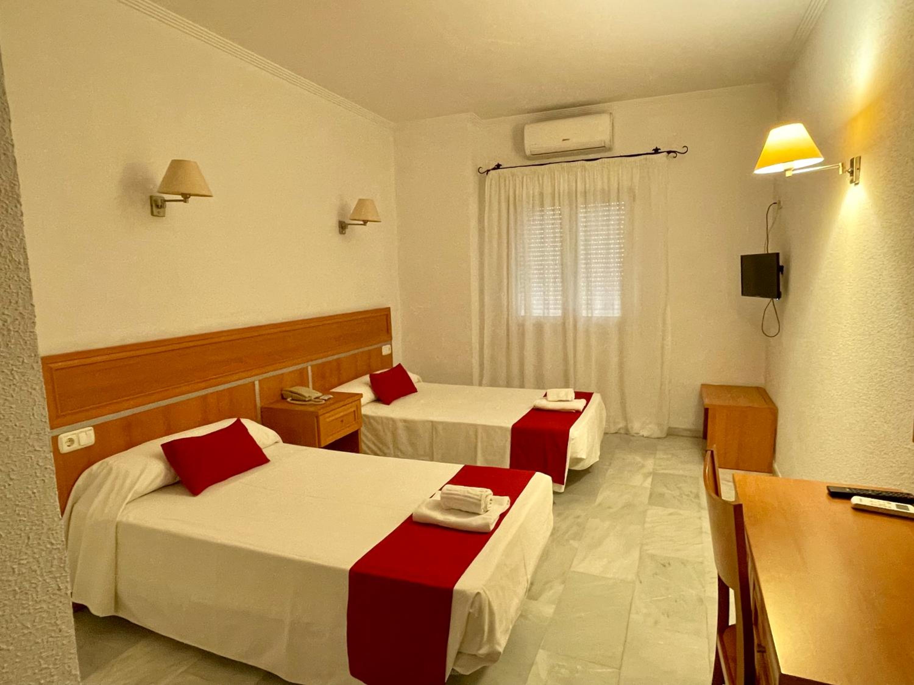 Double Room - Photo 1