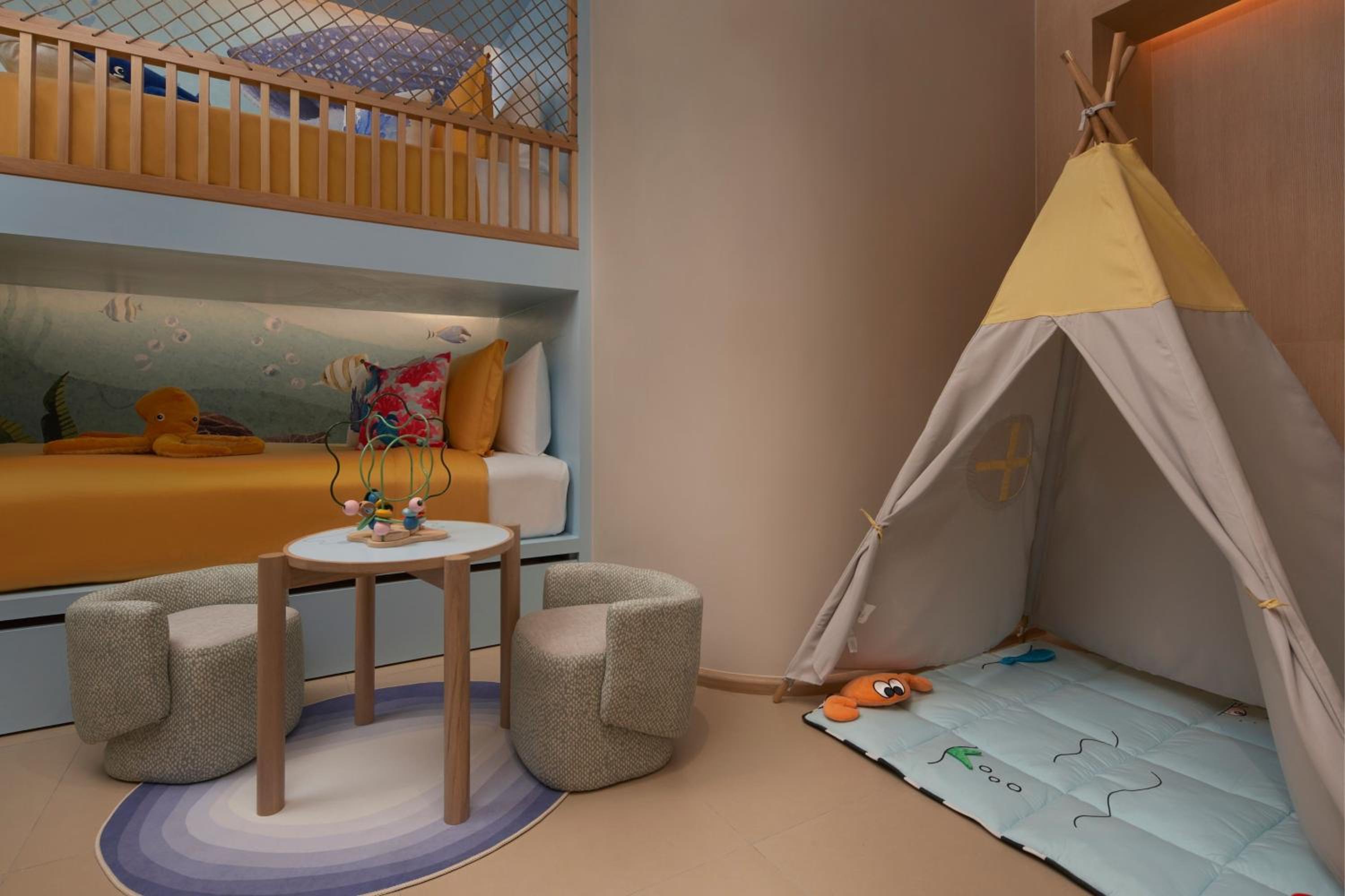 Family Suite with Bunk Bed and Garden View - Photo 4
