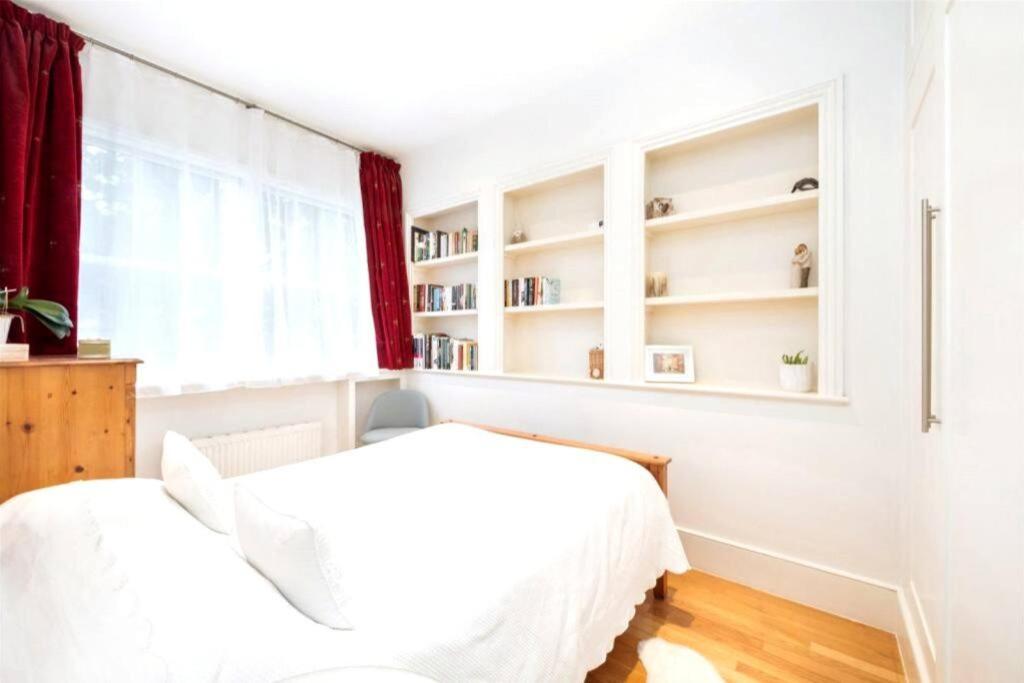 Two-Bedroom Apartment photo 2