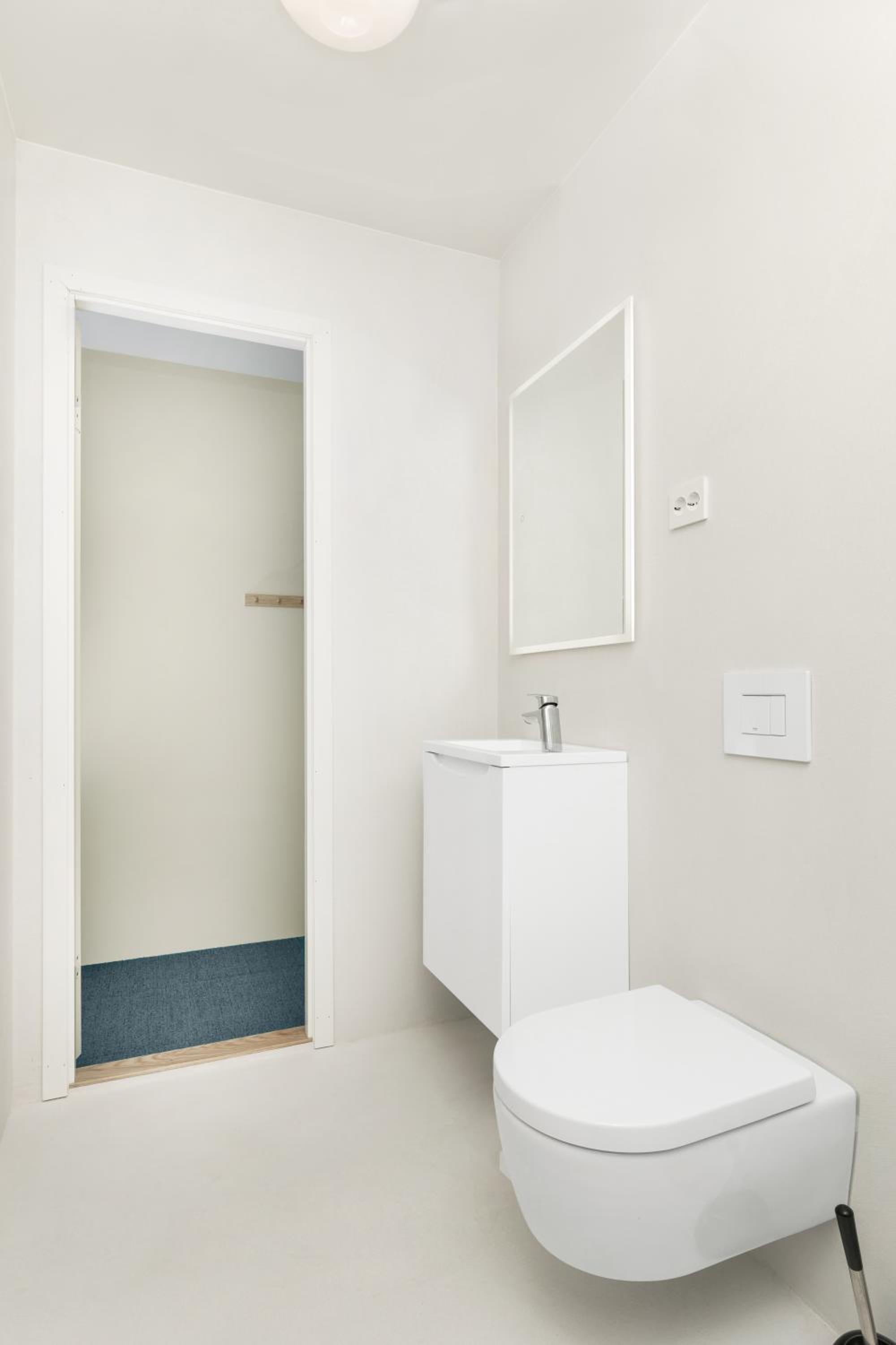Double Room with Private Bathroom photo 2