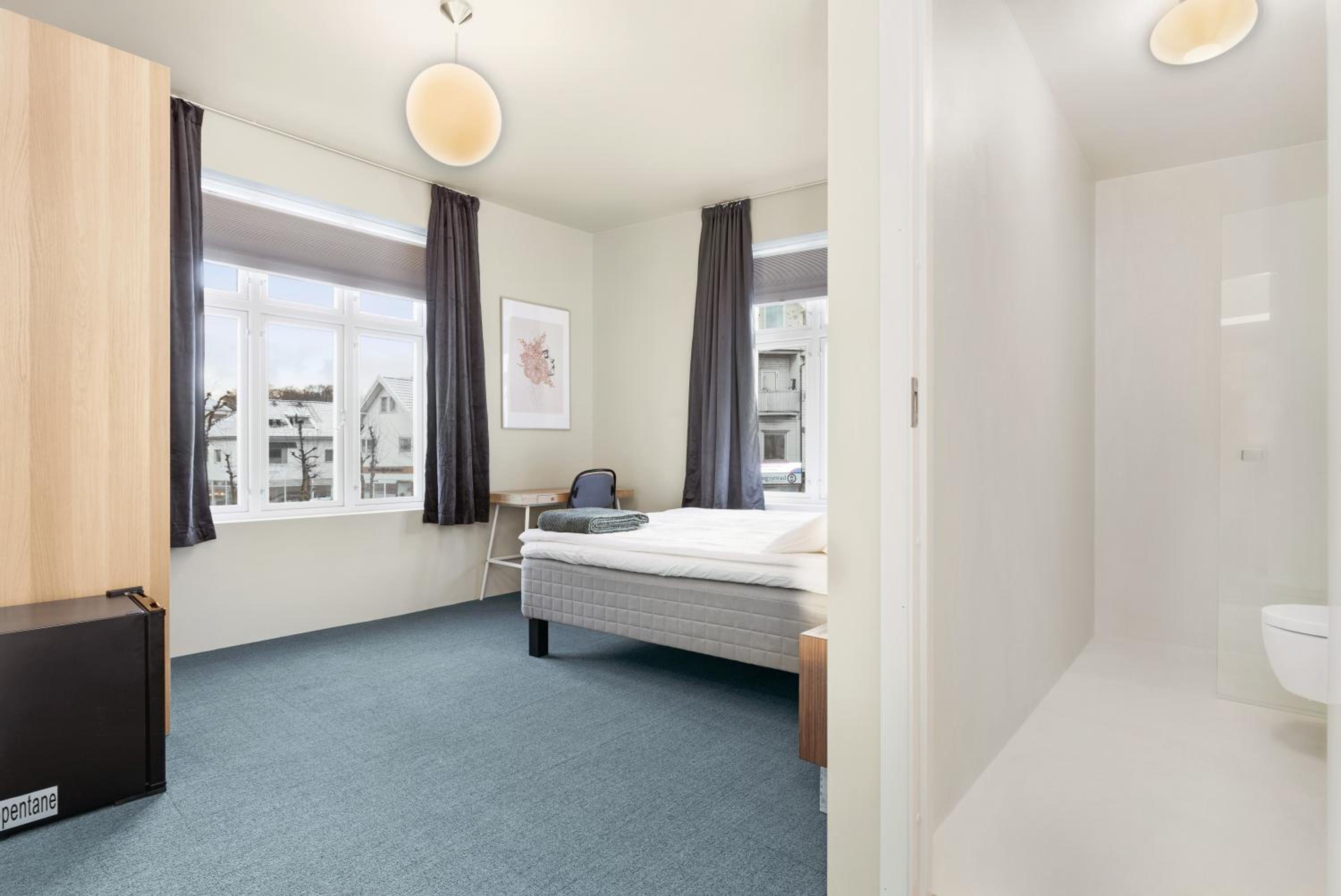 Double Room with Private Bathroom photo 3