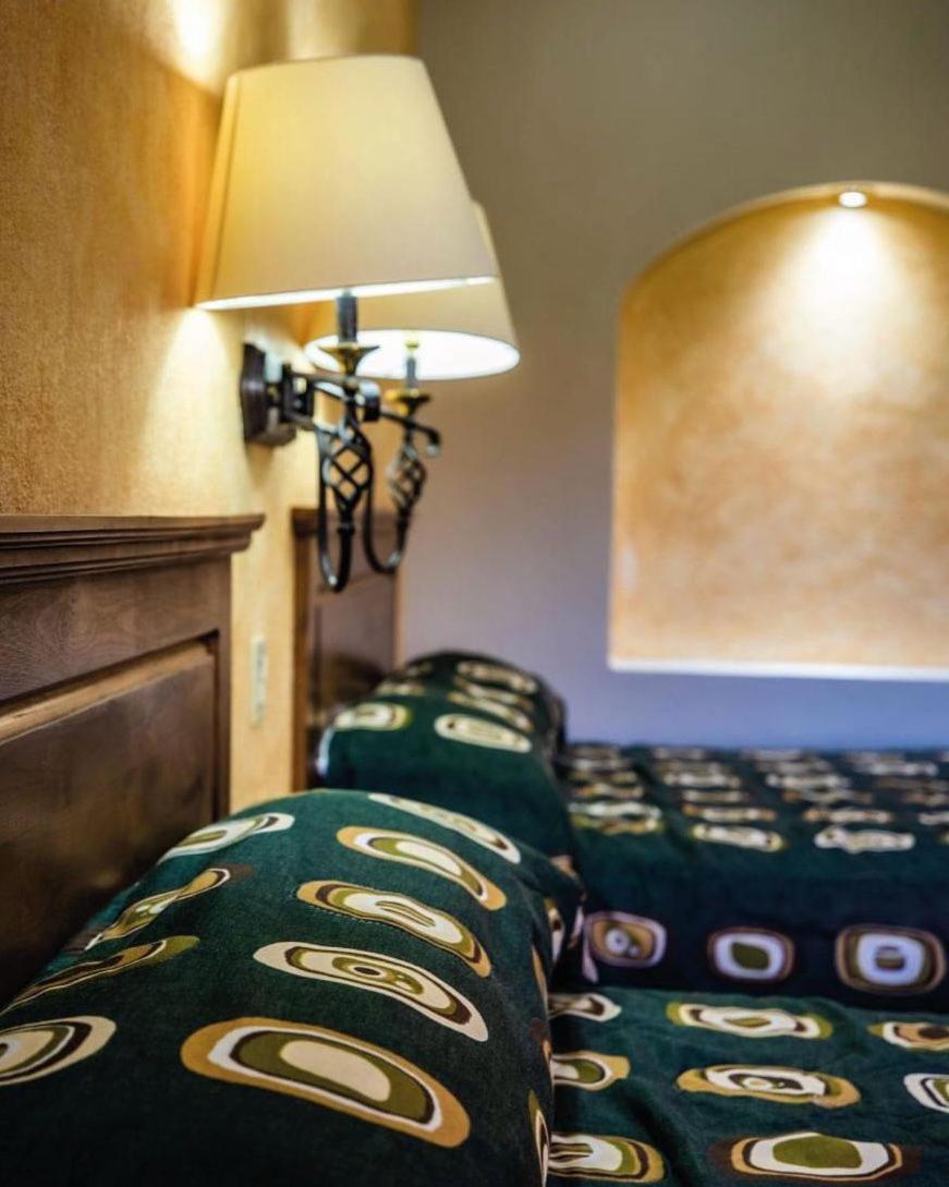 Deluxe Suite - Photo 2