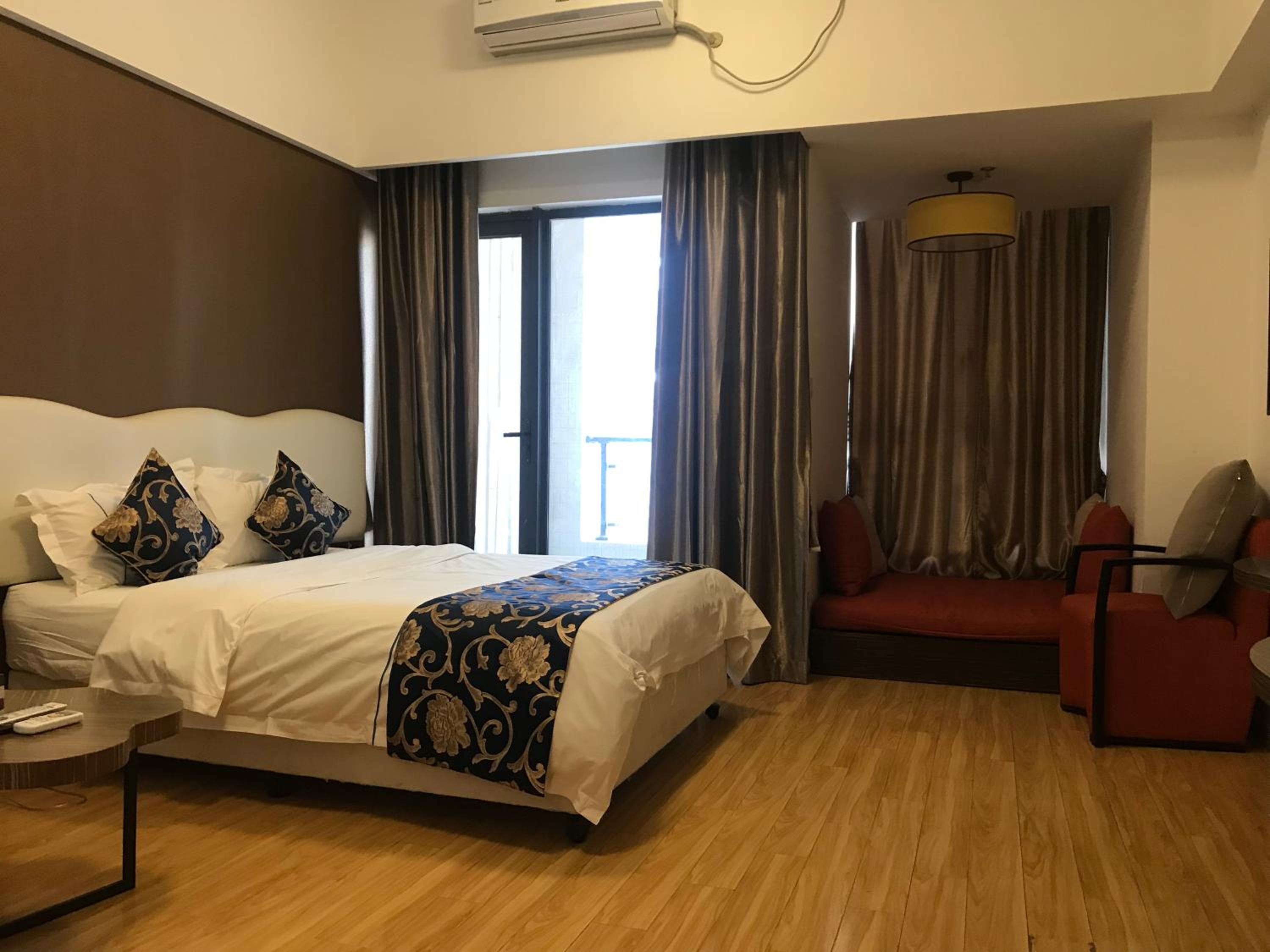 Deluxe Double Room with Balcony