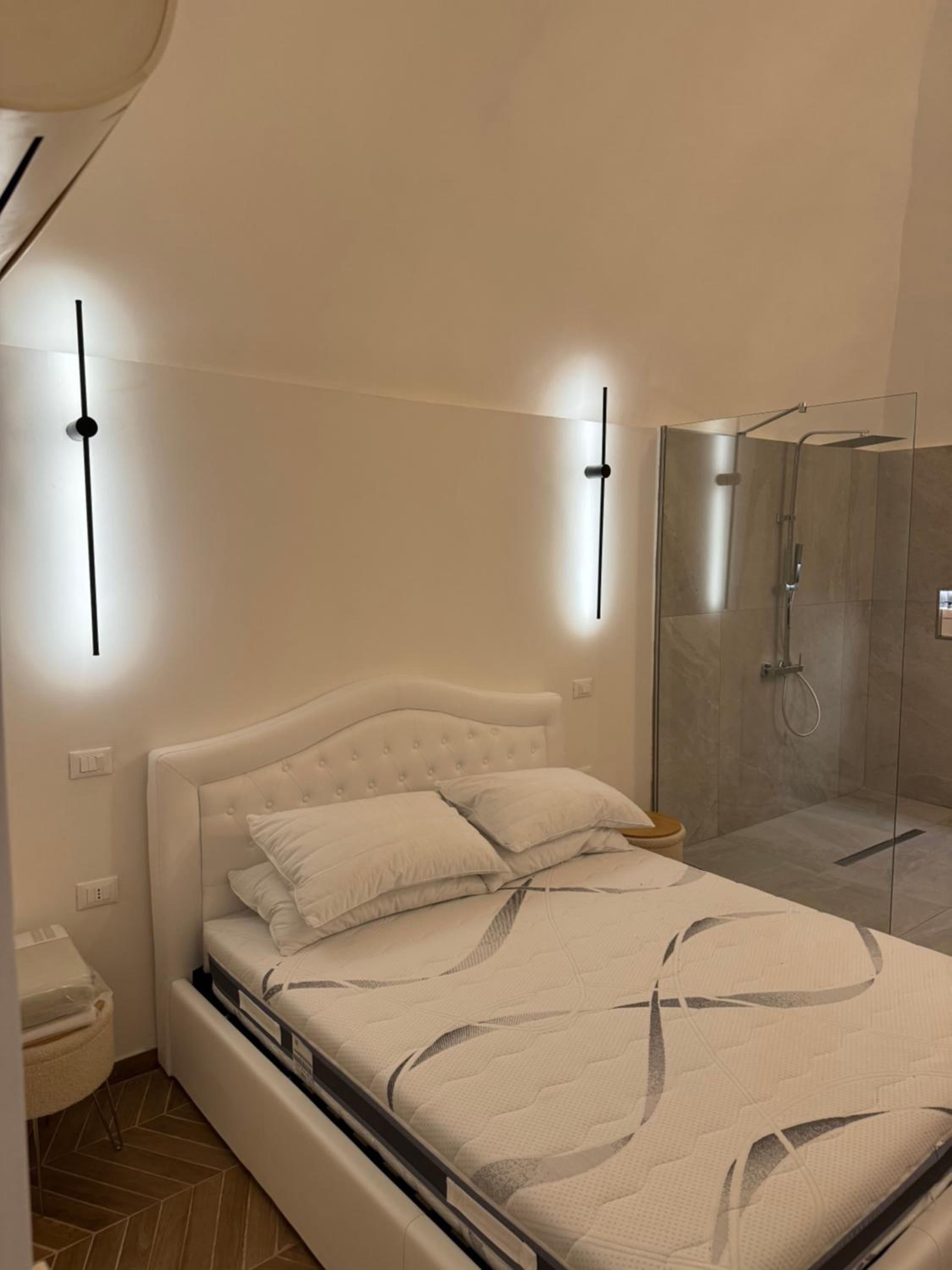 Deluxe Suite with Spa Bath