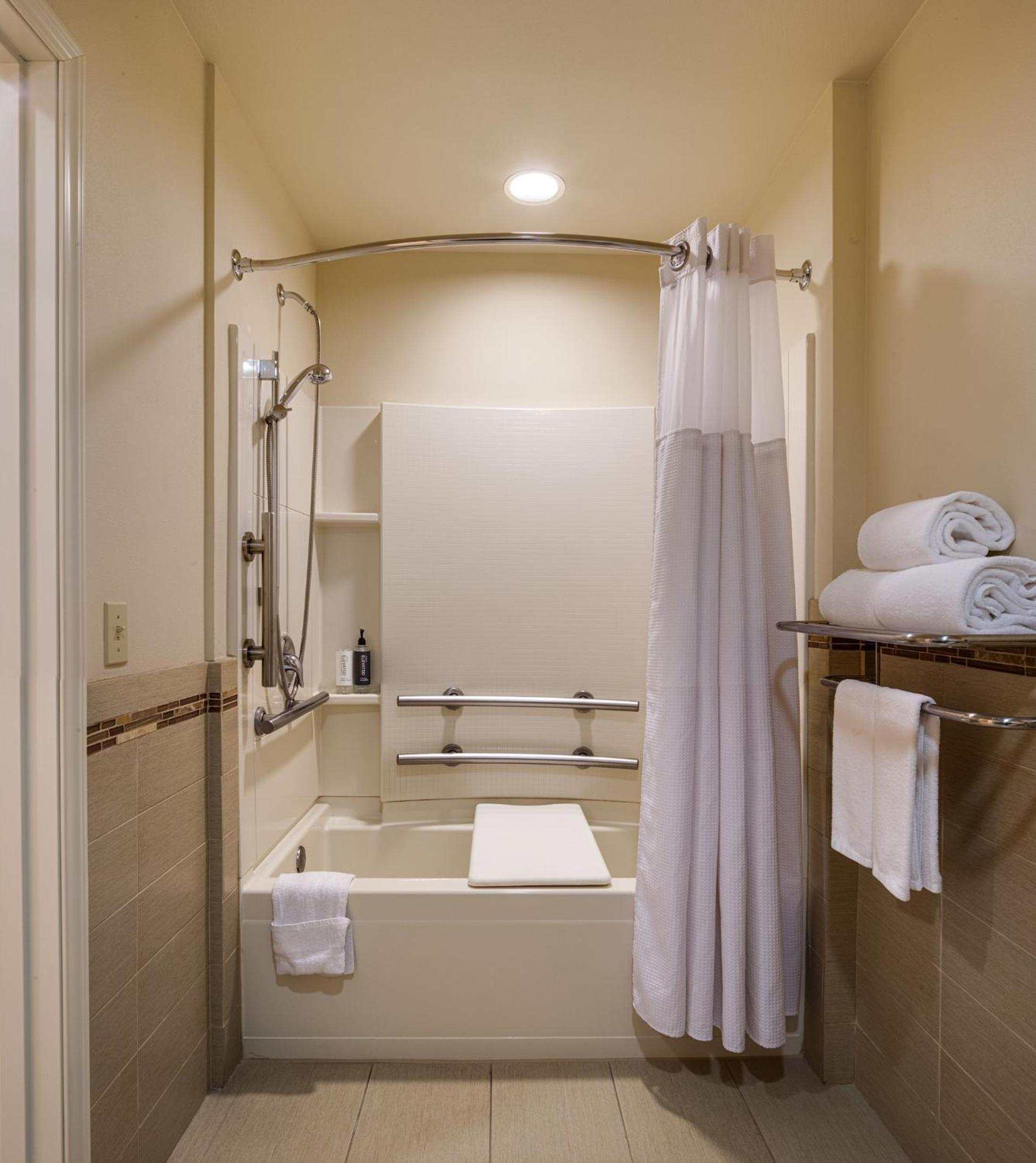 King Studio Suite - Disability Access photo 3