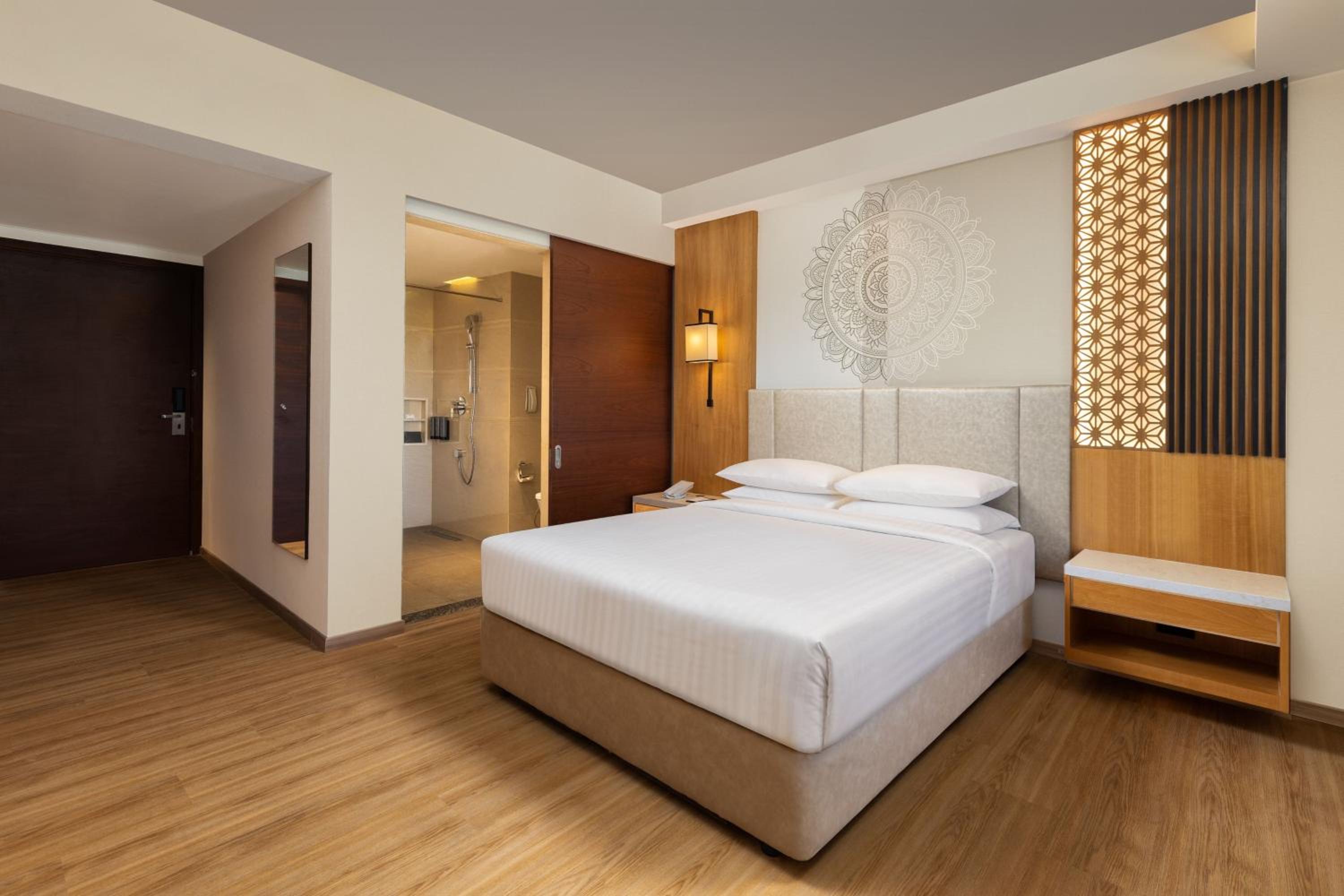 Premium King Room