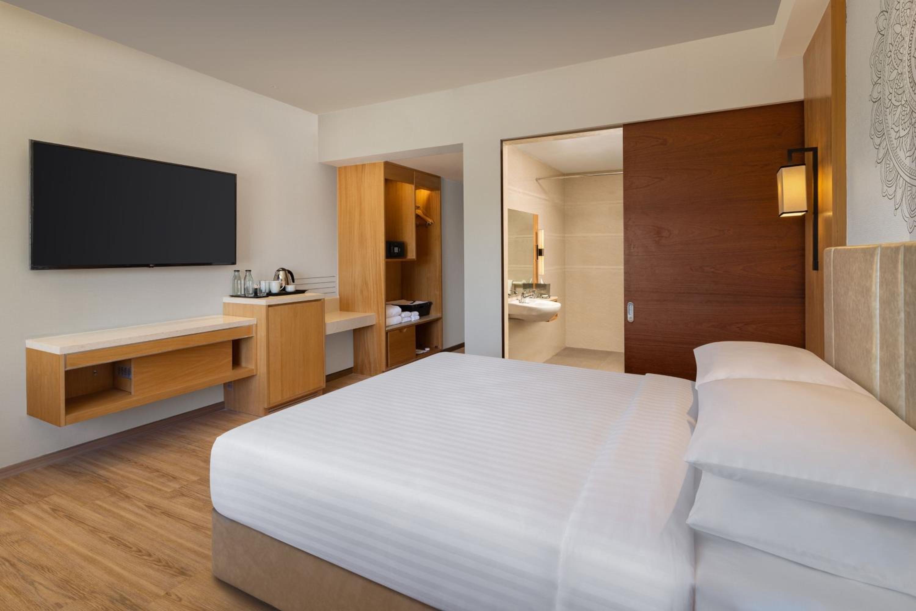 Premium King Room