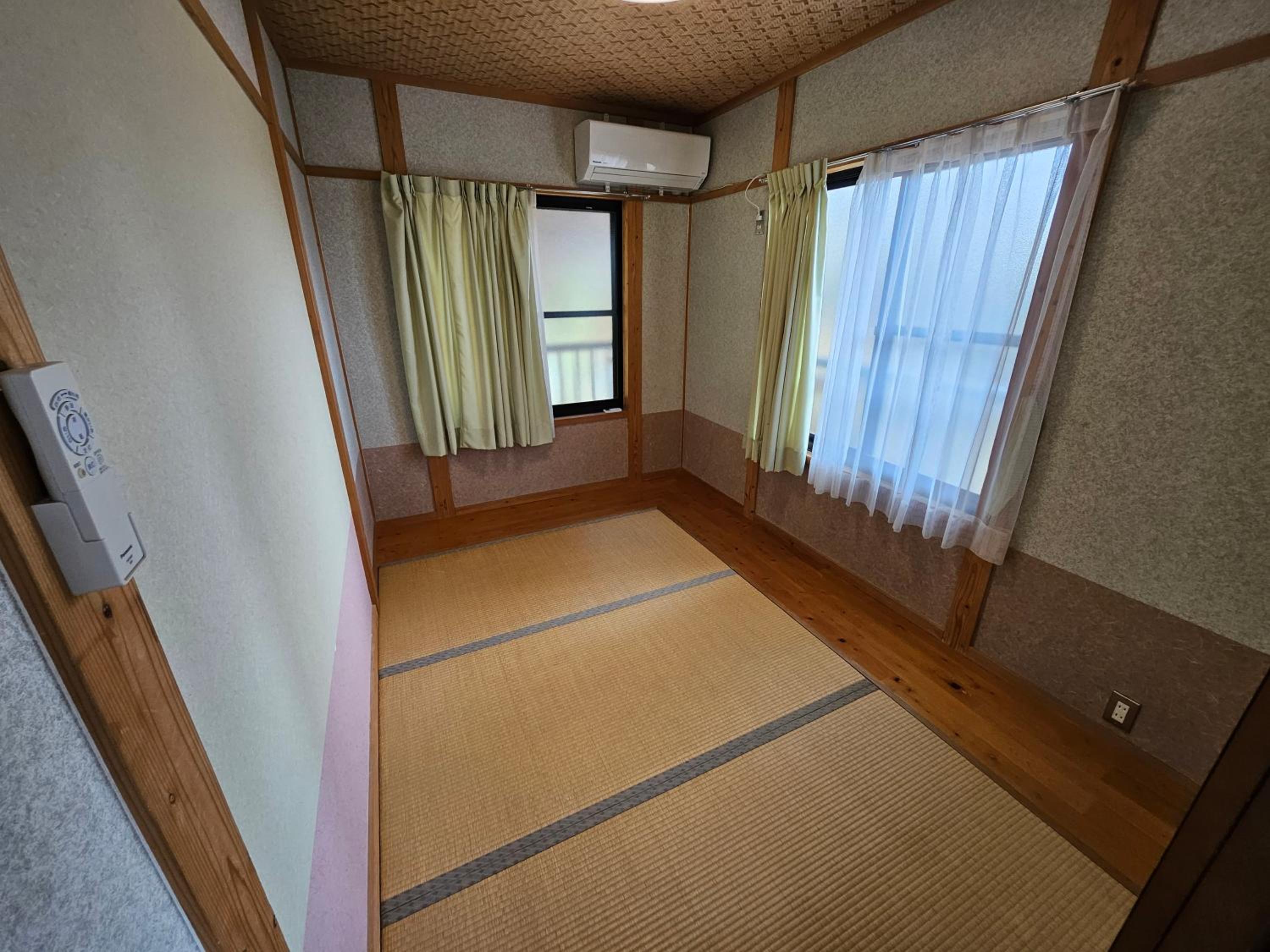 Two-Bedroom House photo 1
