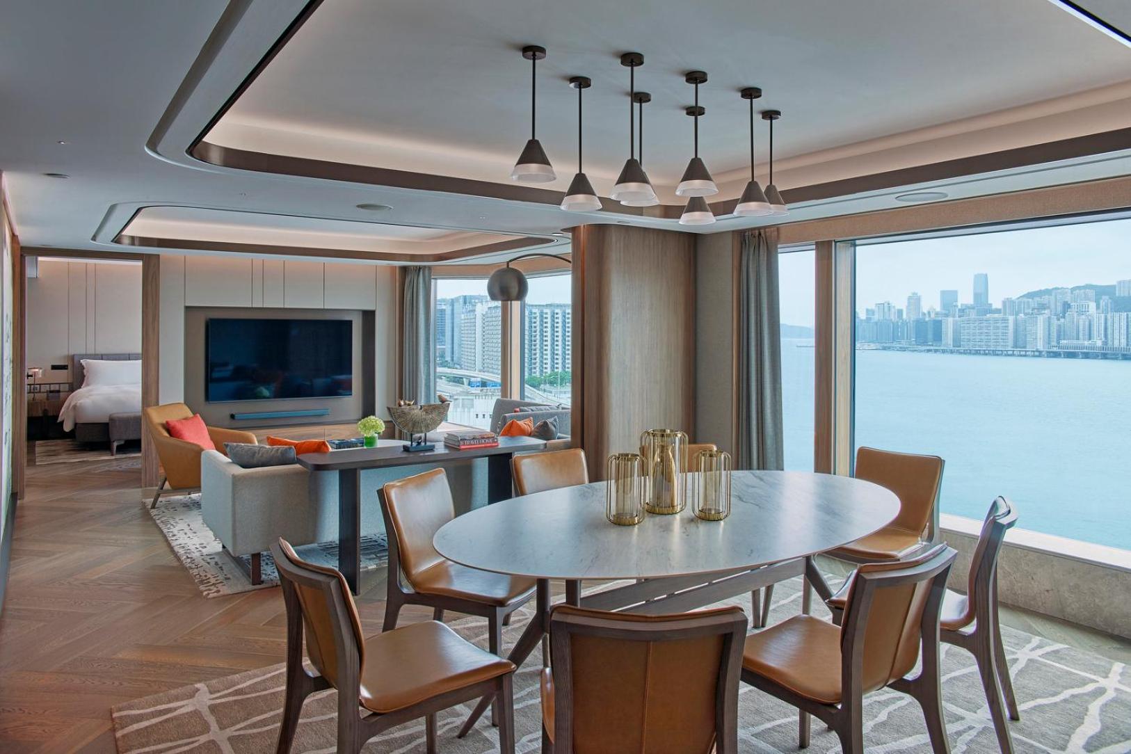 EPIC with Executive Lounge Access