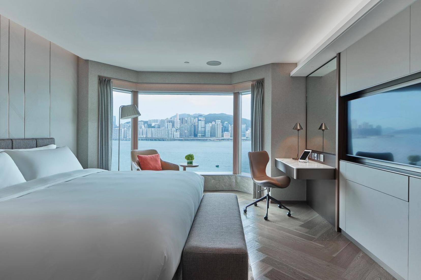 EPIC with Executive Lounge Access