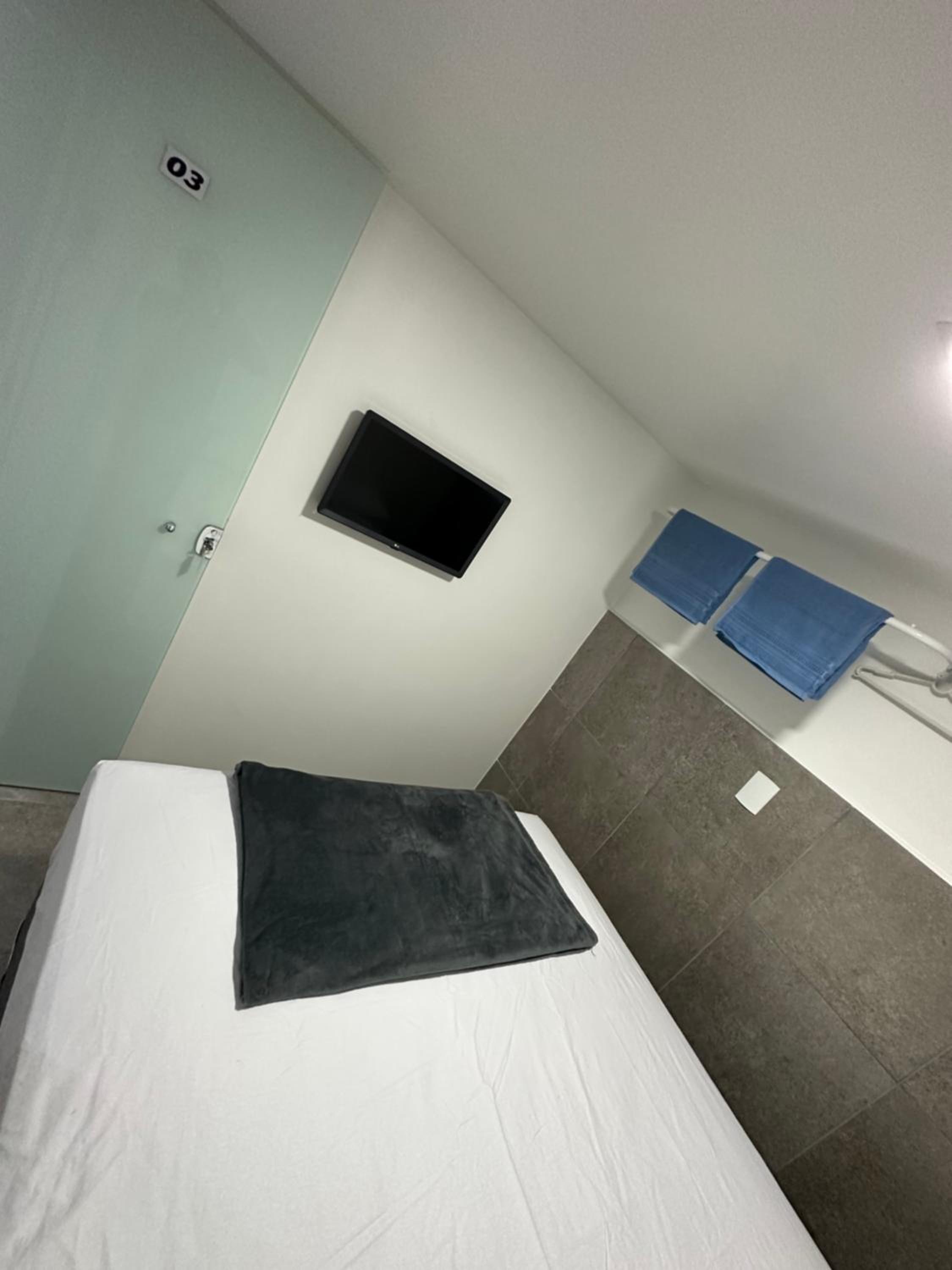 Double Room with Shared Bathroom photo 1