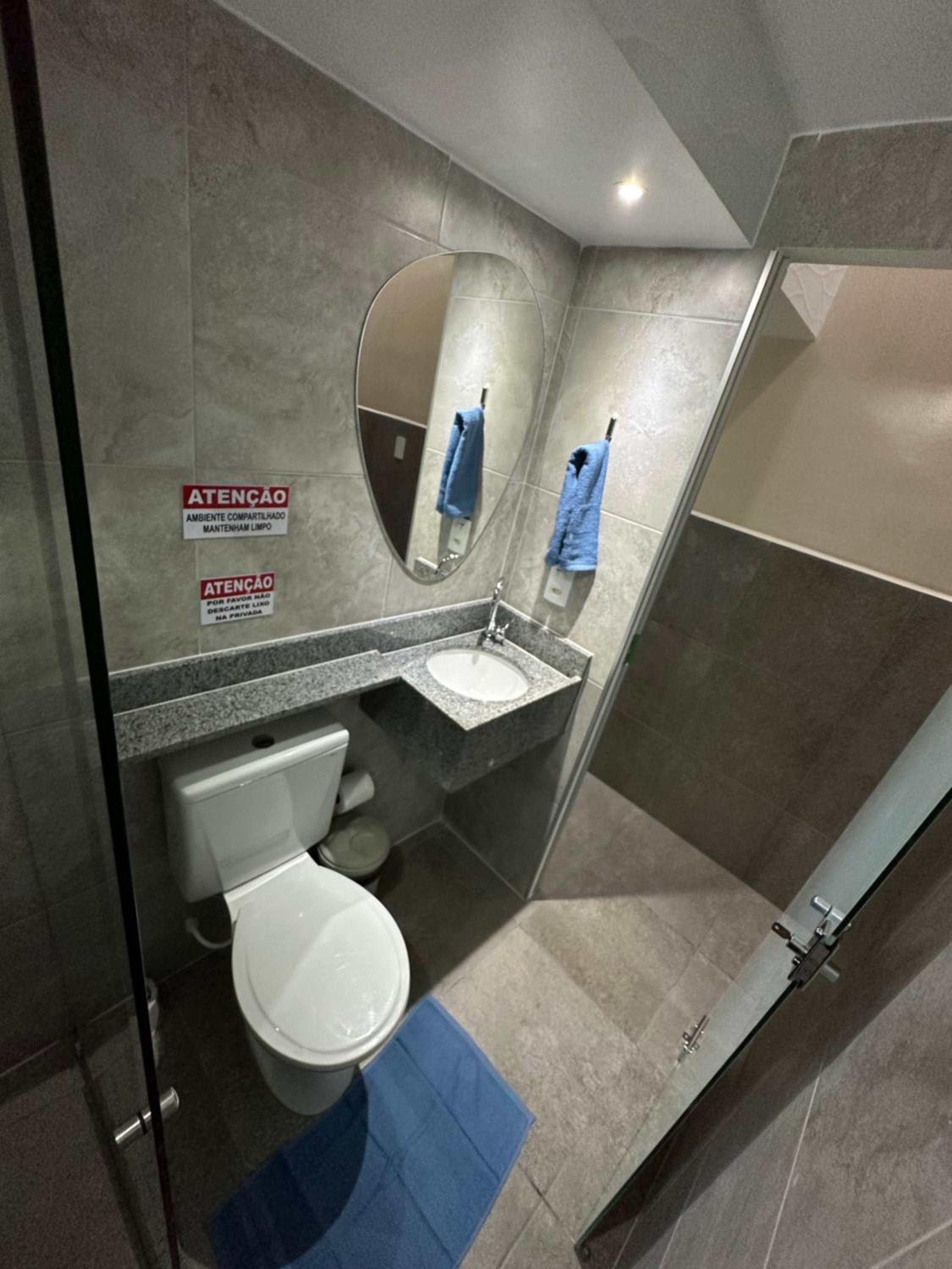 Double Room with Shared Bathroom photo 3