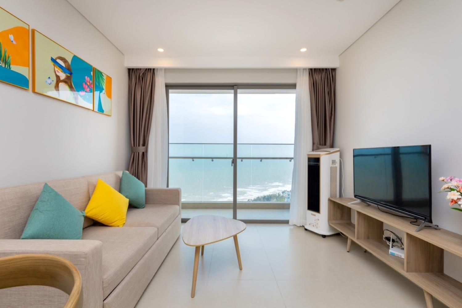 Three-Bedroom Apartment - Photo 10