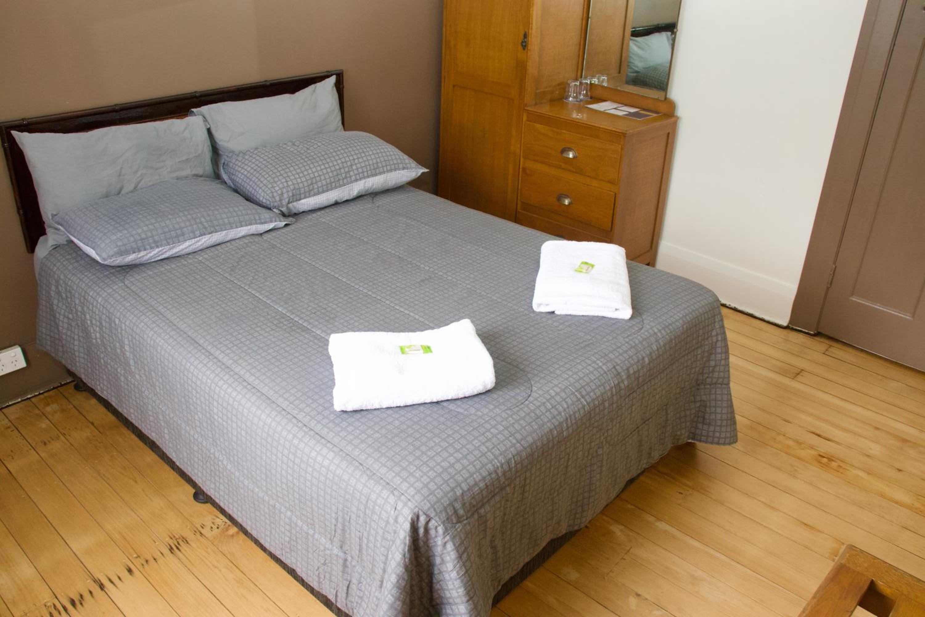 Double Room - Photo 2