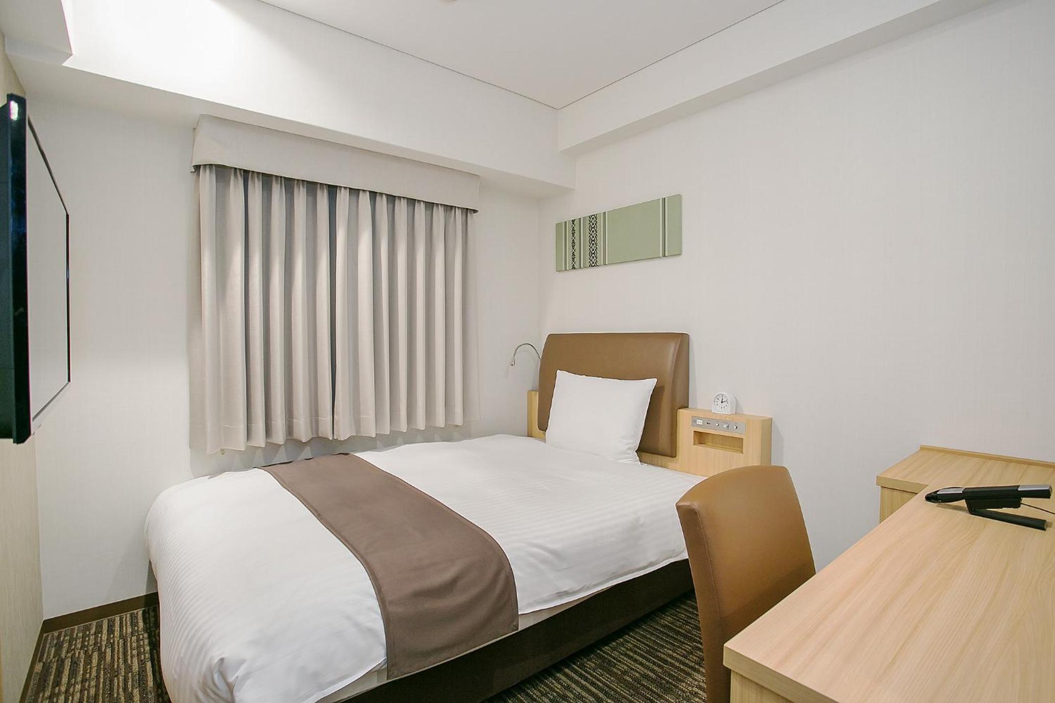 Double Room- Non-Smoking - Photo 1
