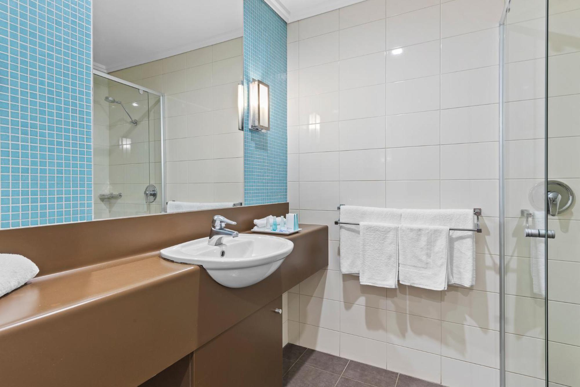 Executive King Room - Photo 10