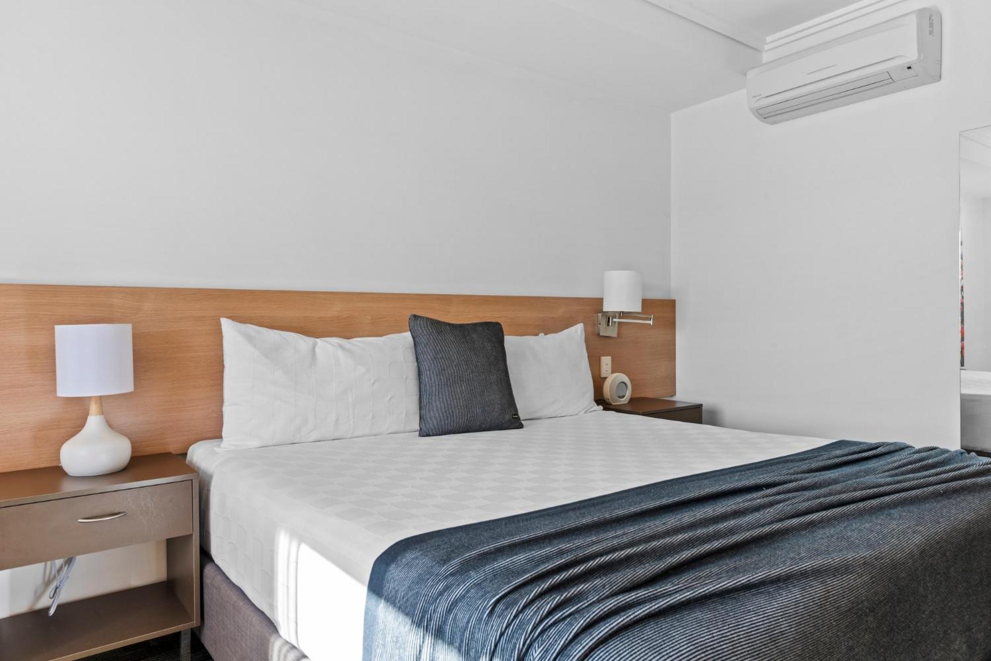 Executive King Room - Photo 3