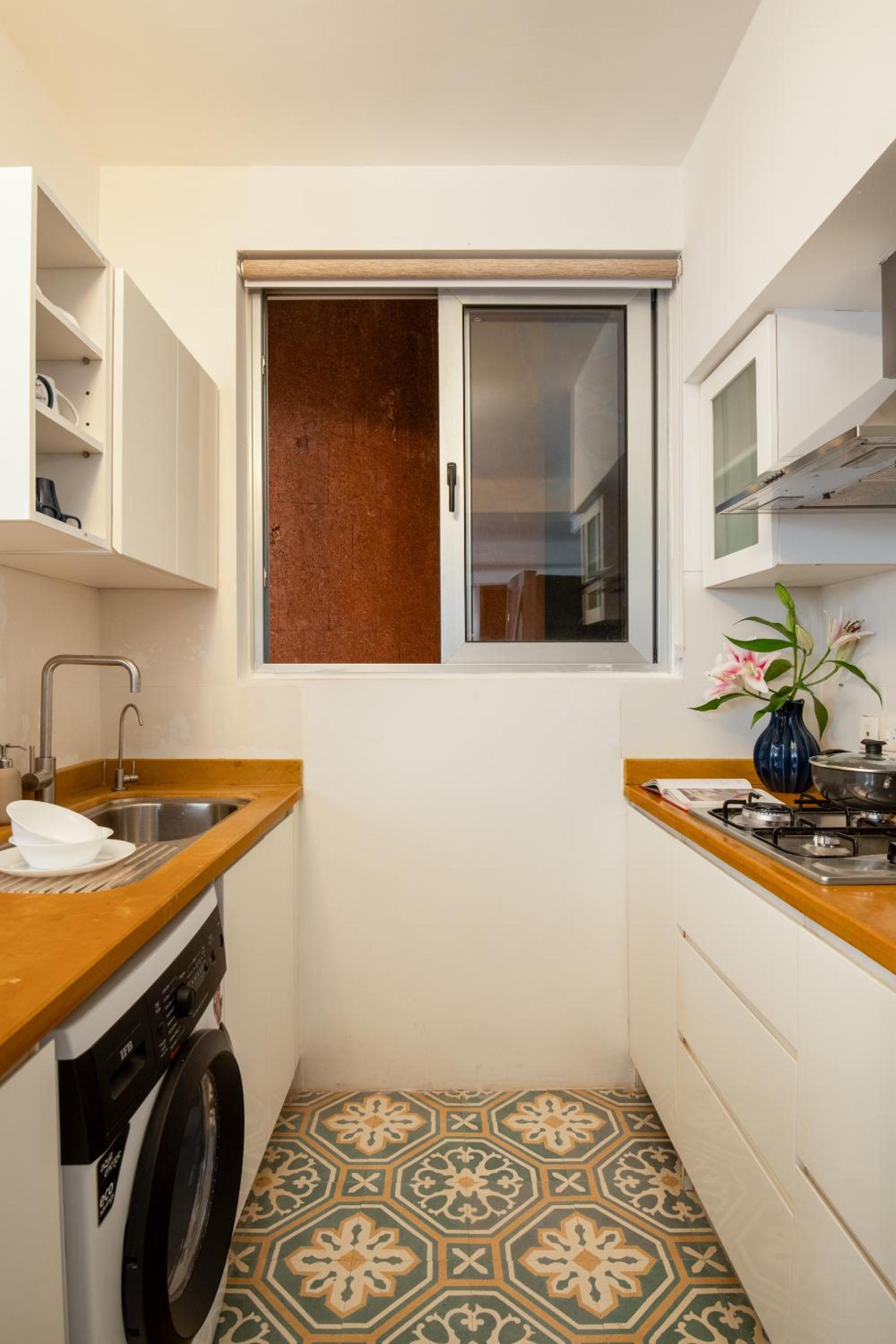 El Raso 109|Common Pool |First Floor |Balcony|Patio|Wifi photo 3