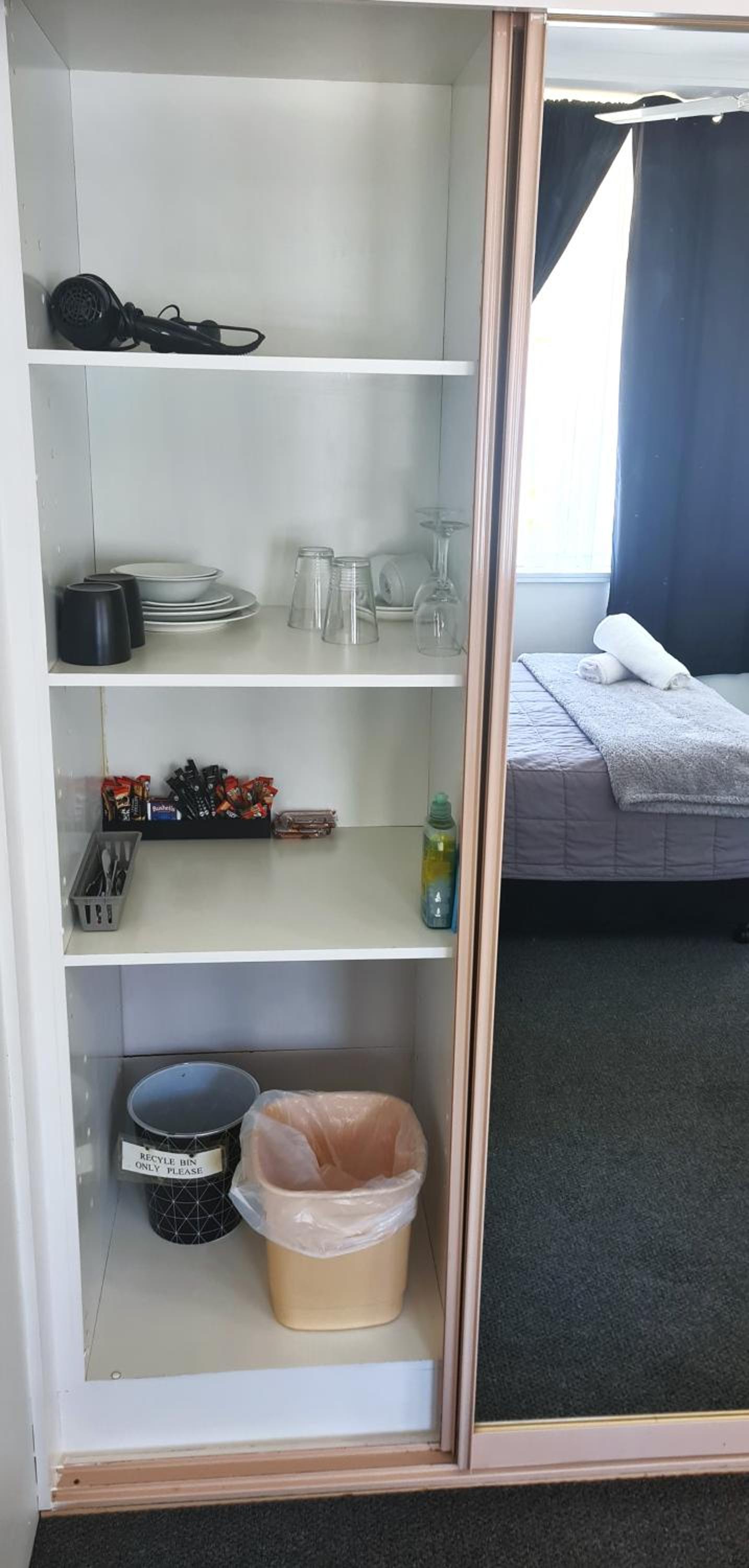 Small Double Room - Photo 7