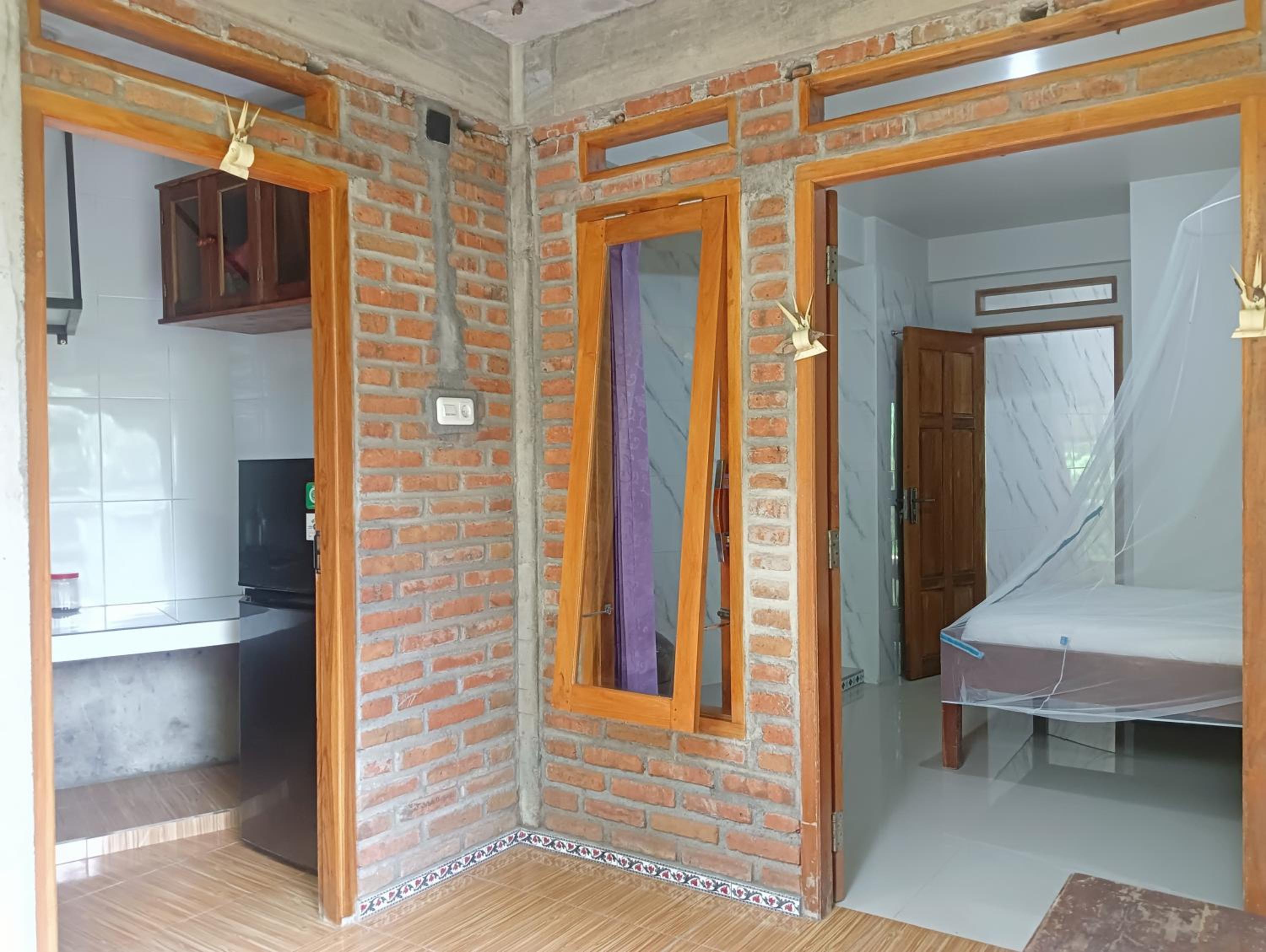 Family Room with Garden View - Photo 4