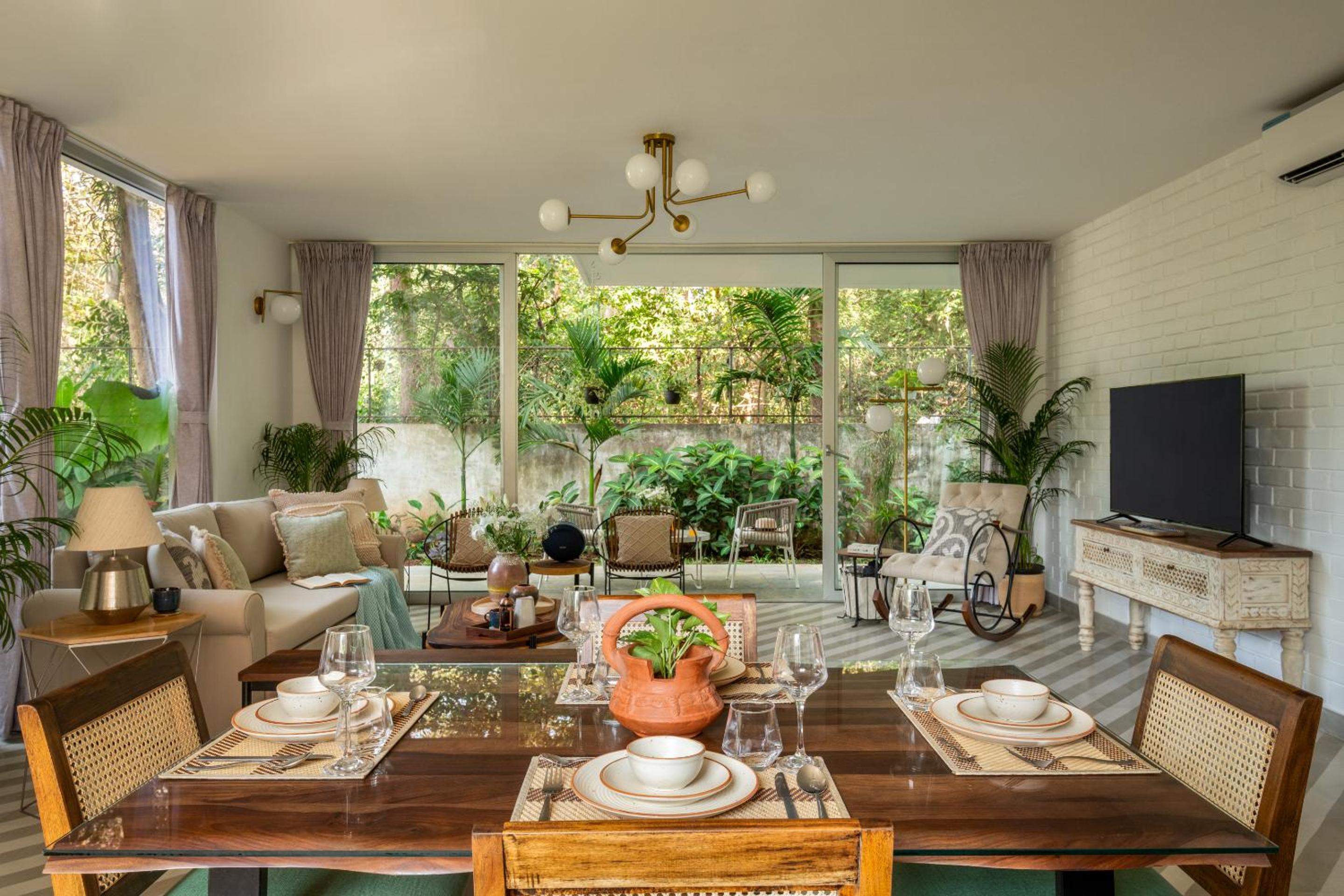 El Rosario 01|Common Pool |Ground Floor|Garden|Patio photo 1