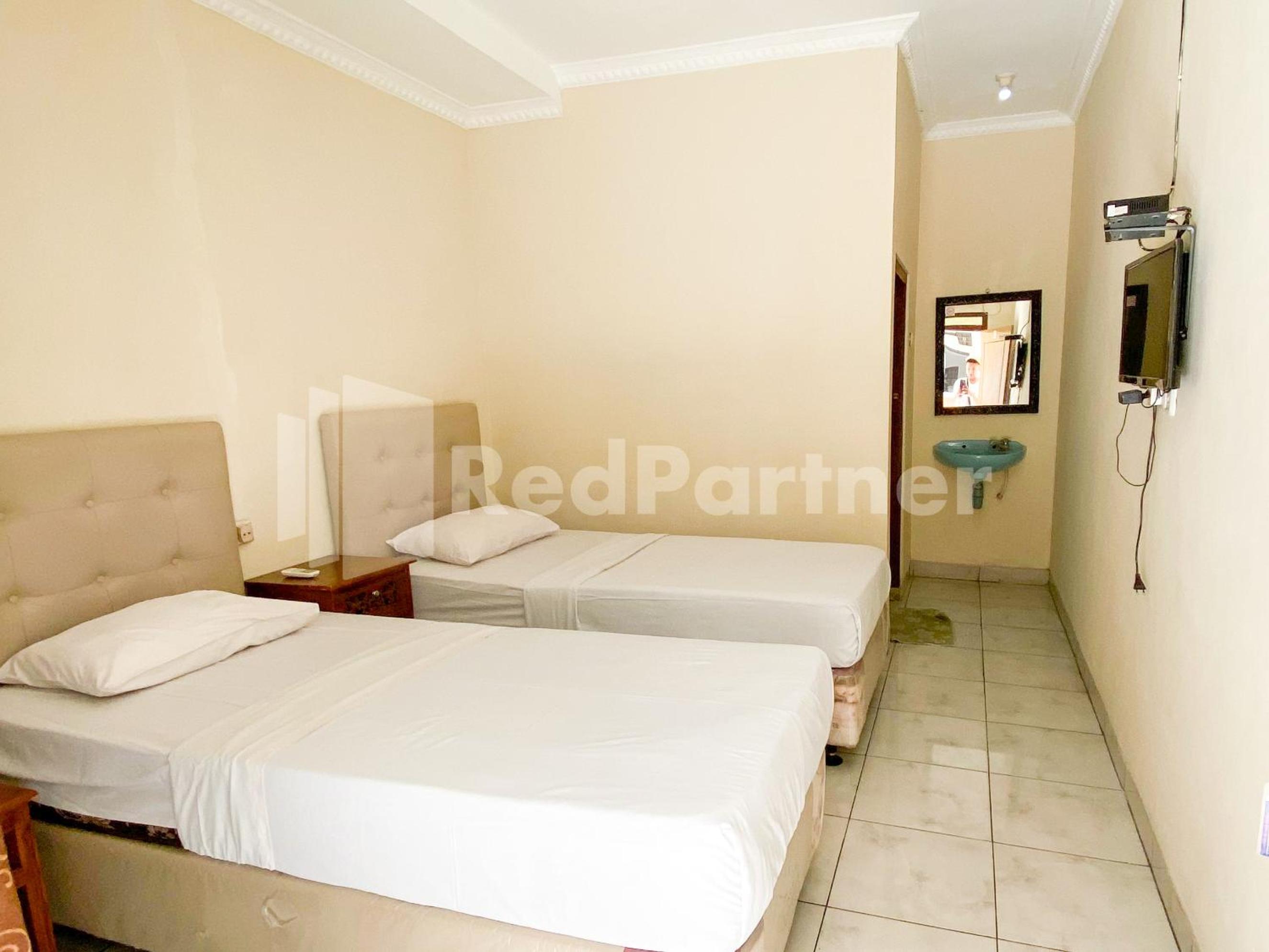 Deluxe Twin Room - Photo 5