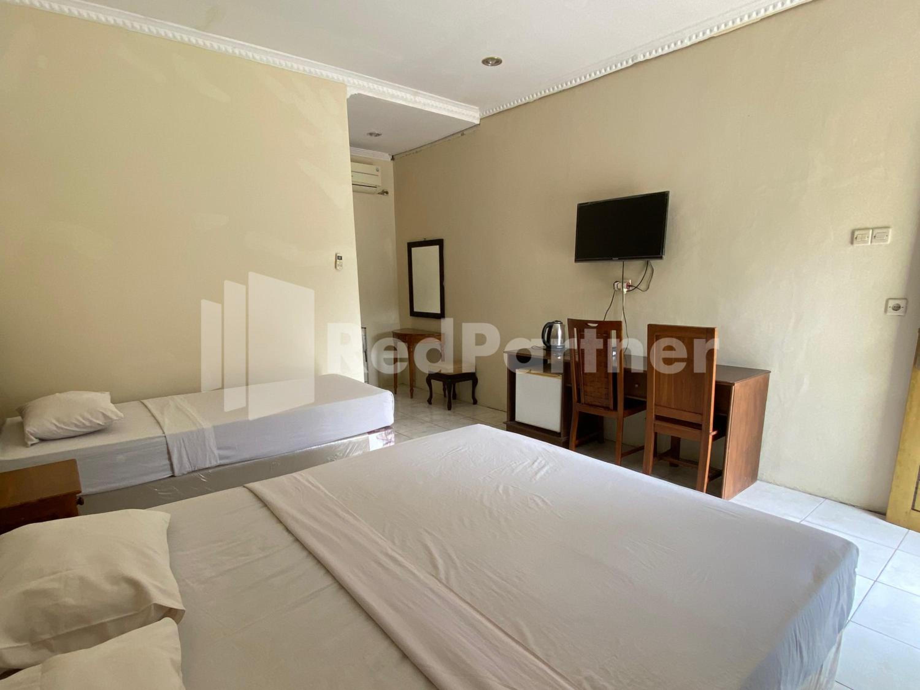 Family Room - Photo 1