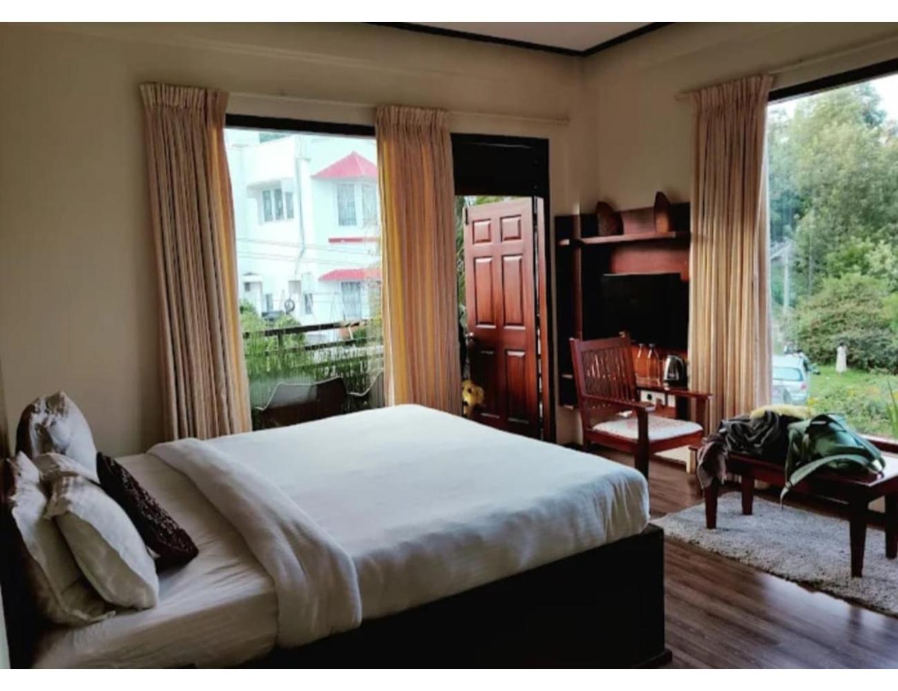 Deluxe Double Room With Balcony photo 1