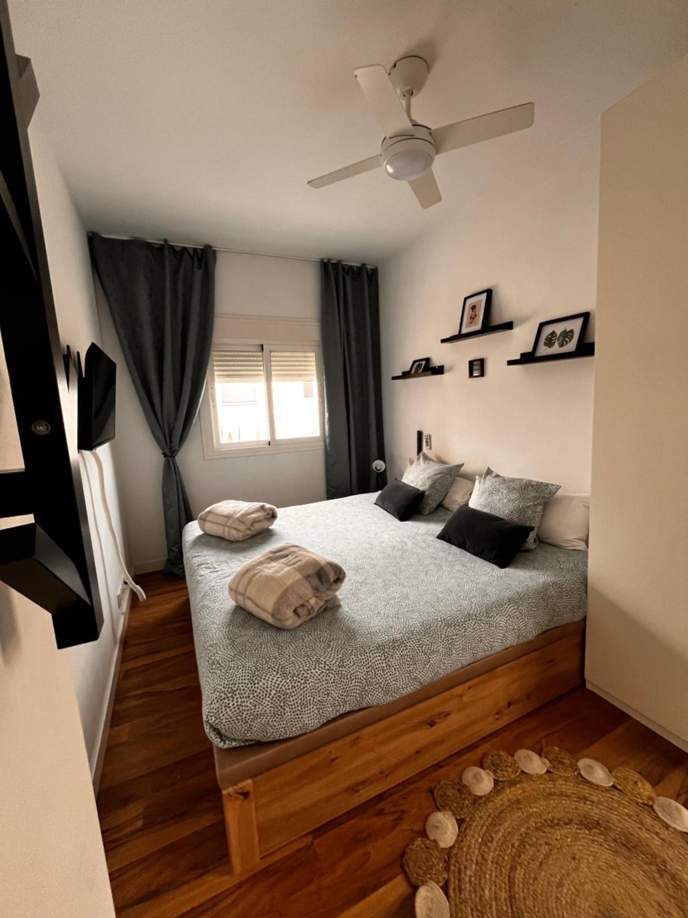 Studio Apartment - Photo 16