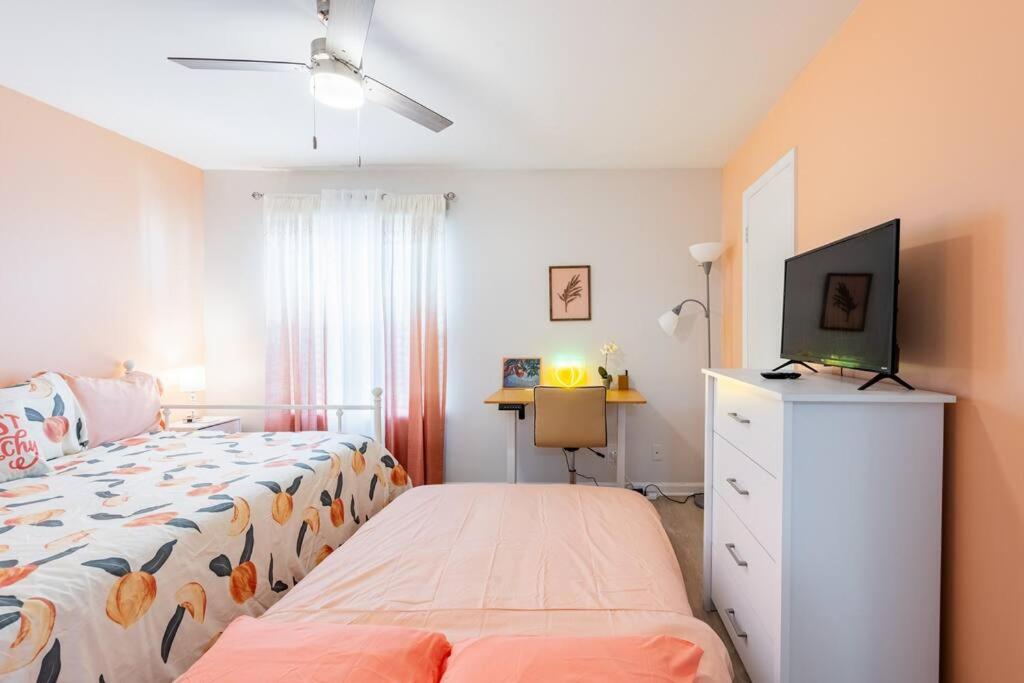 Two-Bedroom Apartment photo 2