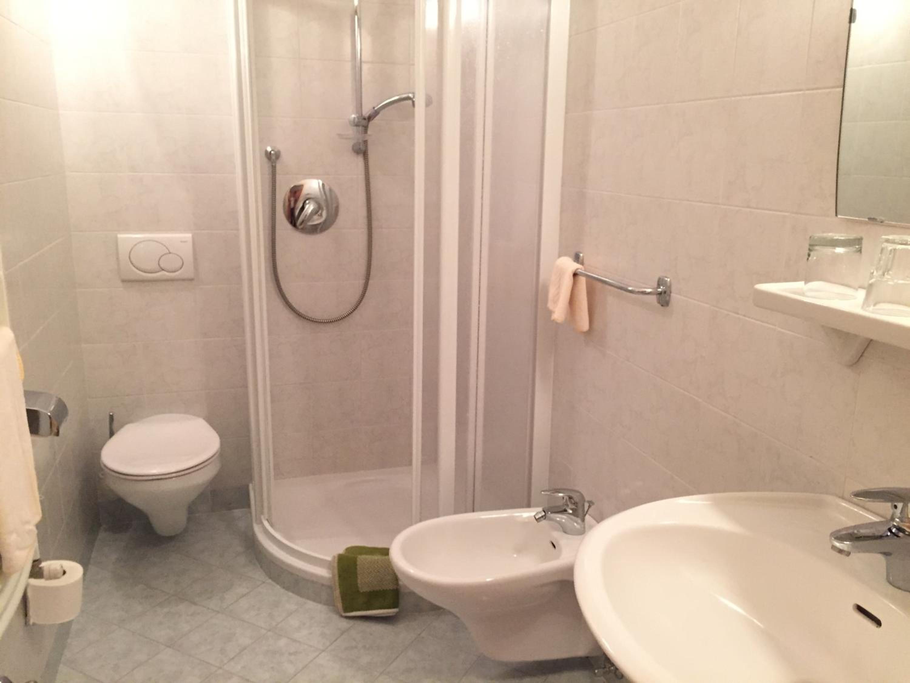 Single Room with Balcony photo 3