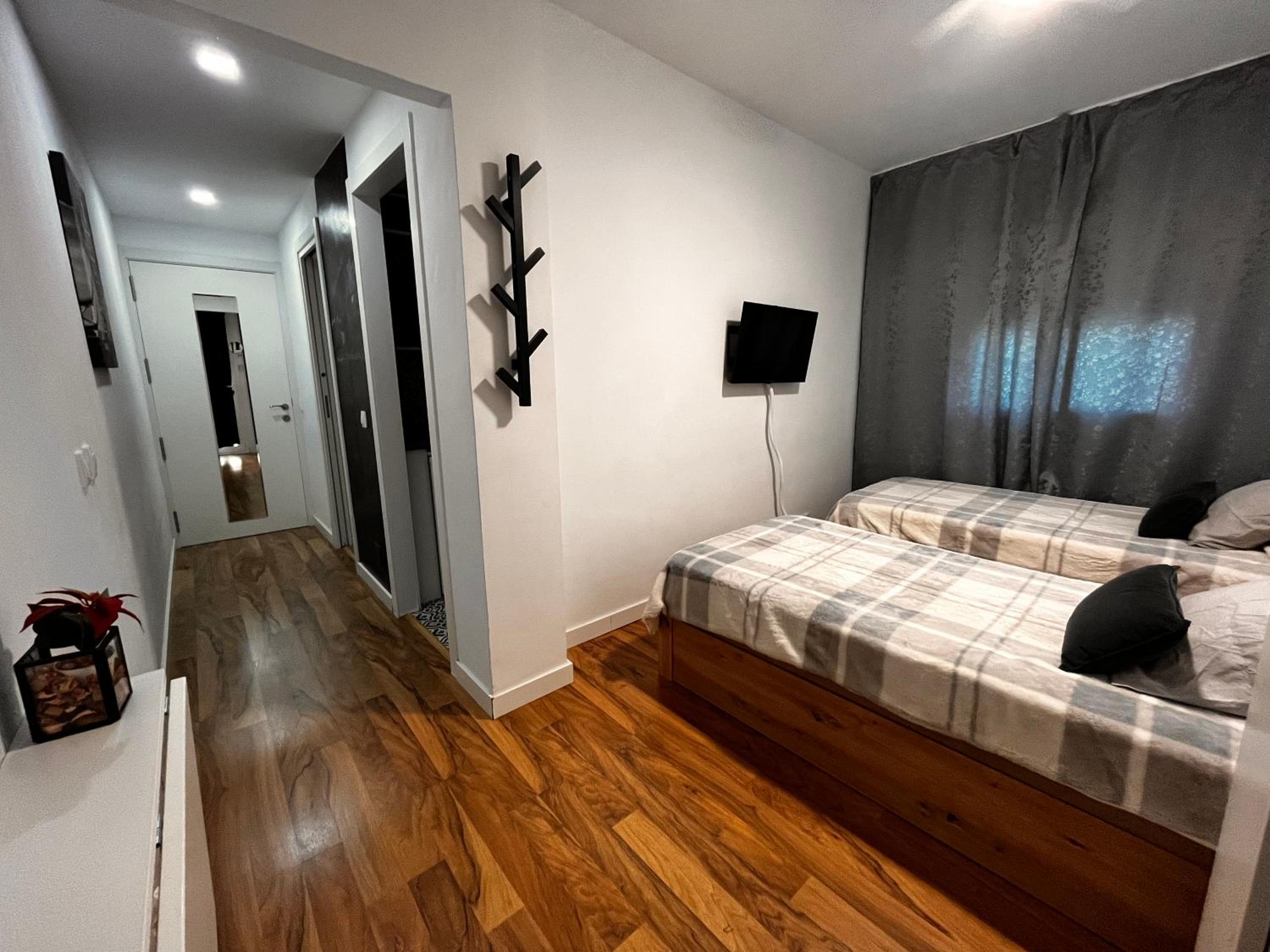 Studio Apartment - Photo 20