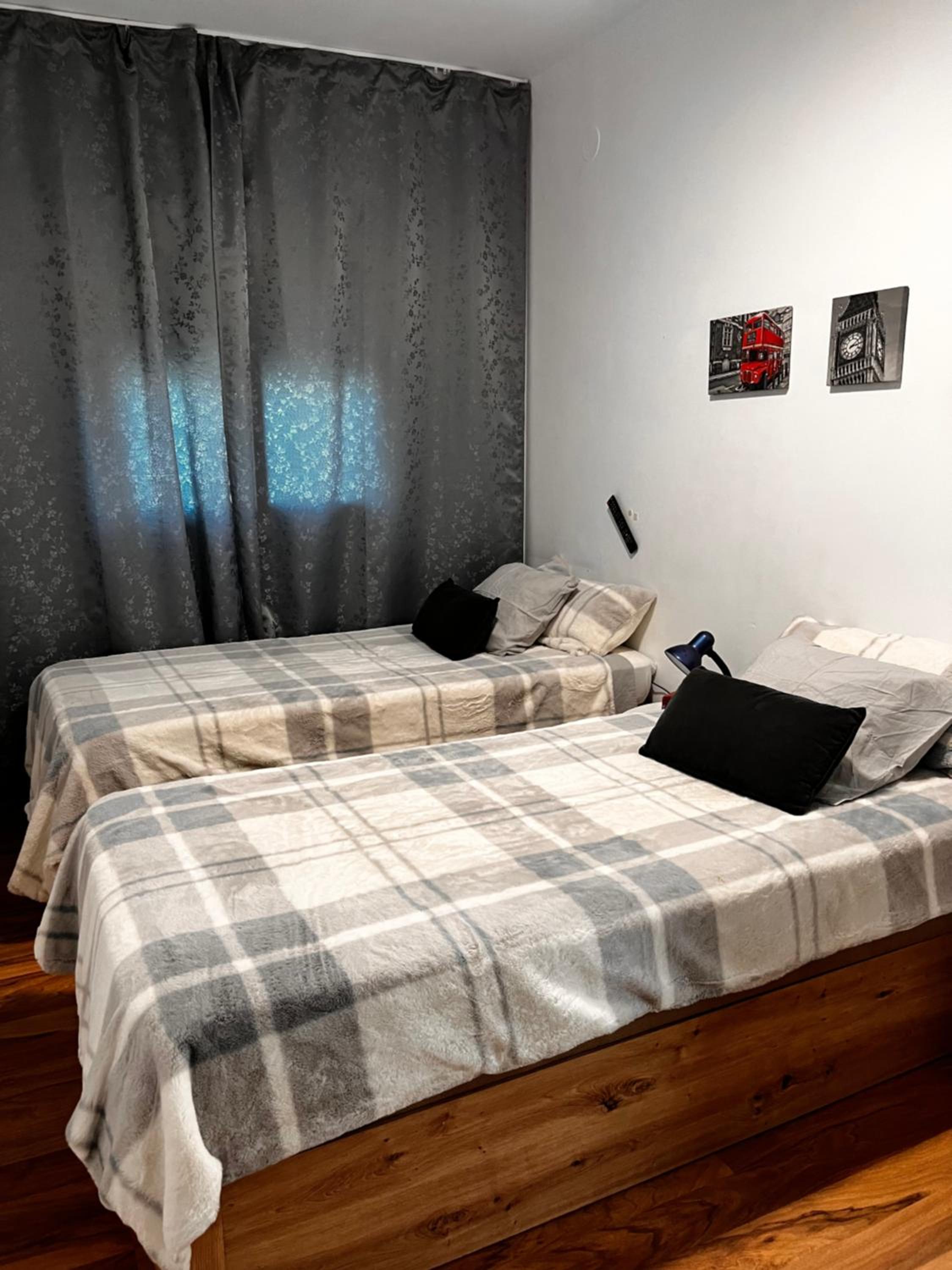 Studio Apartment - Photo 17