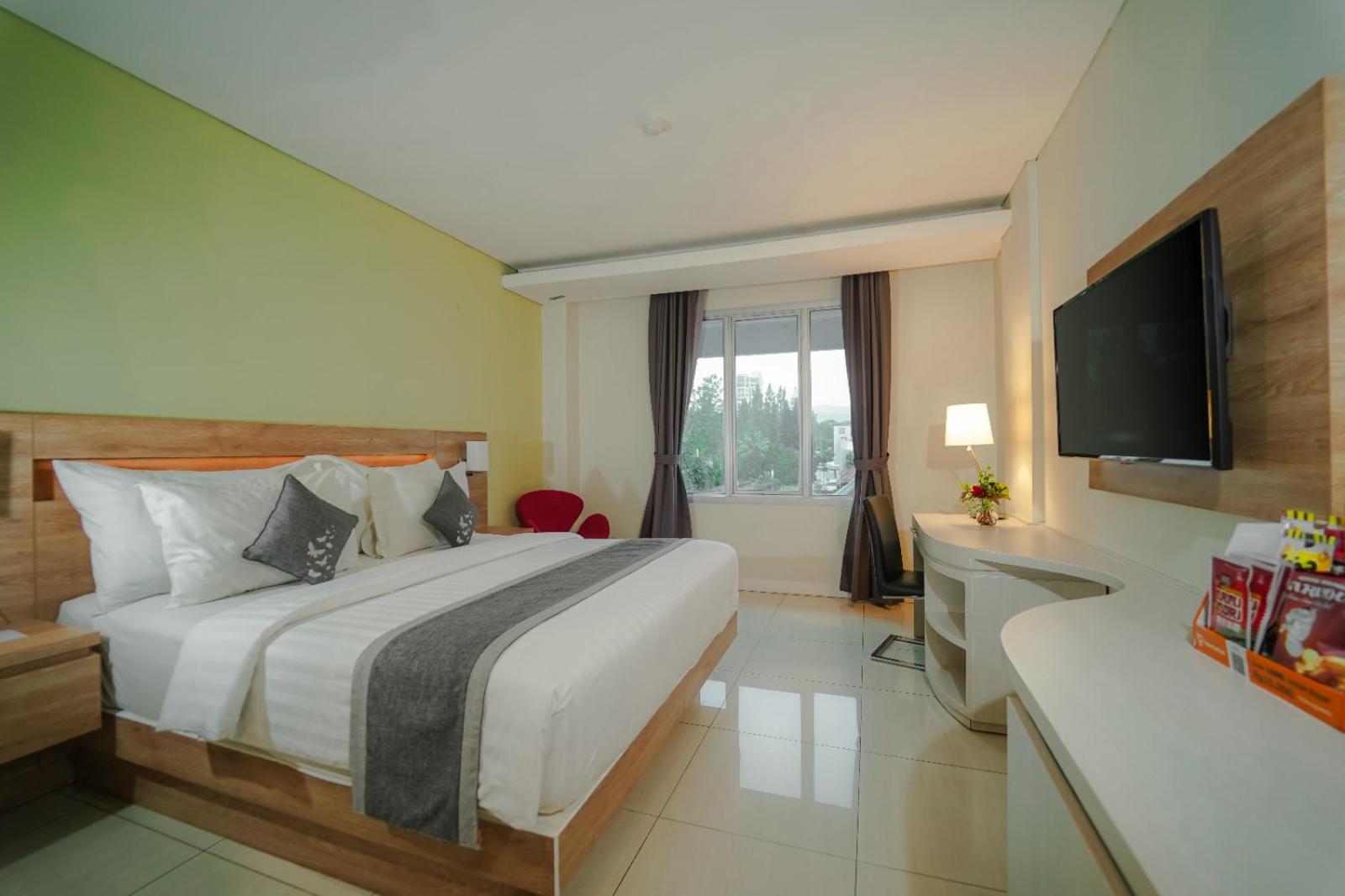 Deluxe Suite - Photo 1