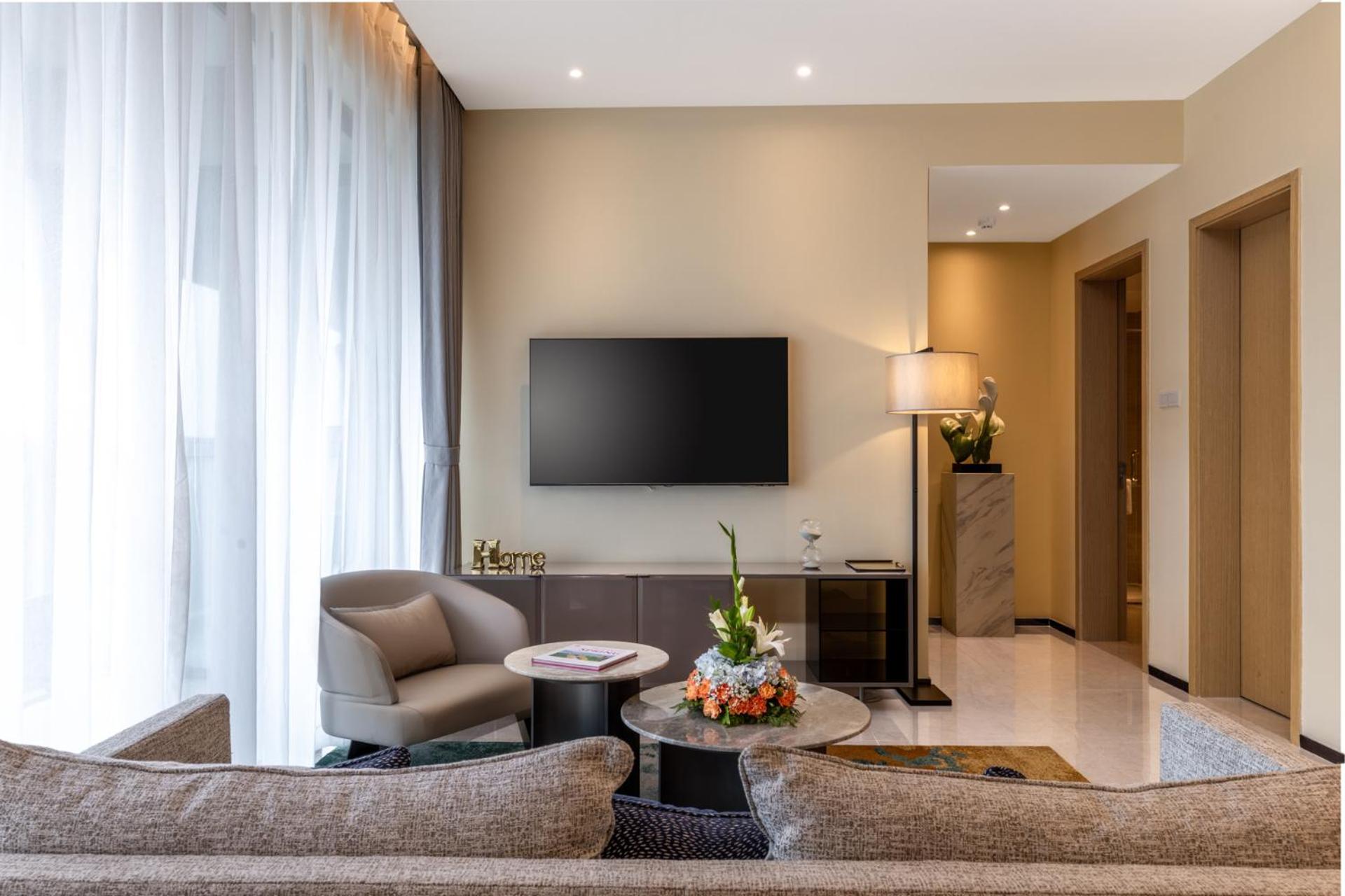 One Bedroom Deluxe Suite King