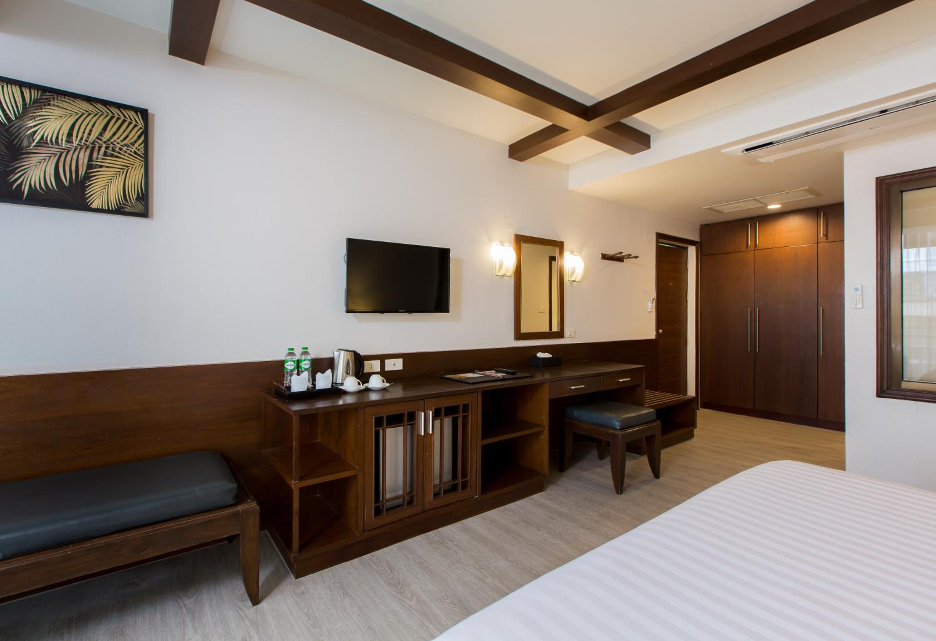 Deluxe Double or Twin Room Tropical Wing - Photo 8