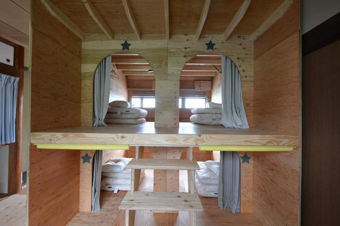 Quadruple Room with Shared Bathroom photo 1