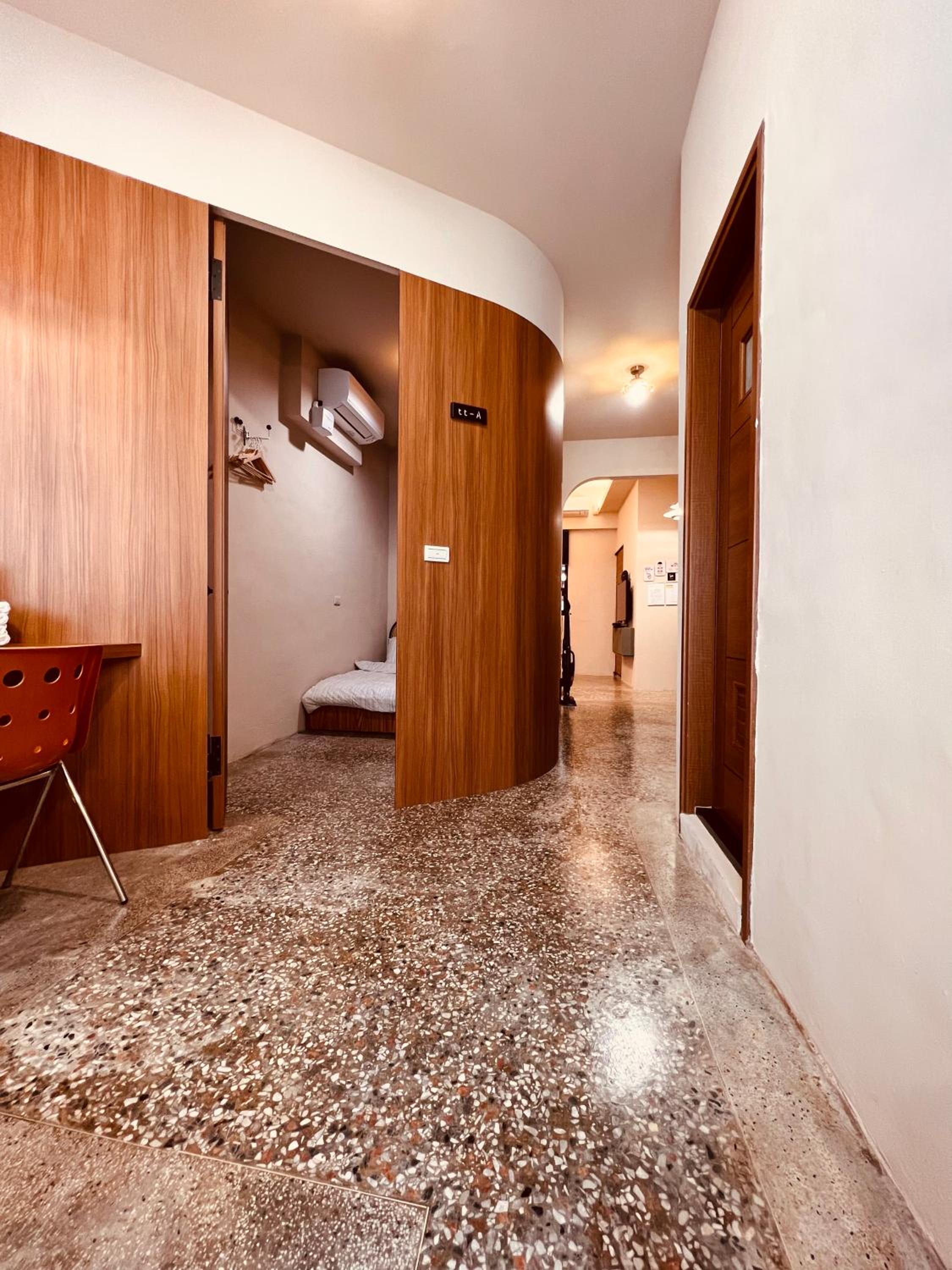 Three-Bedroom House photo 2