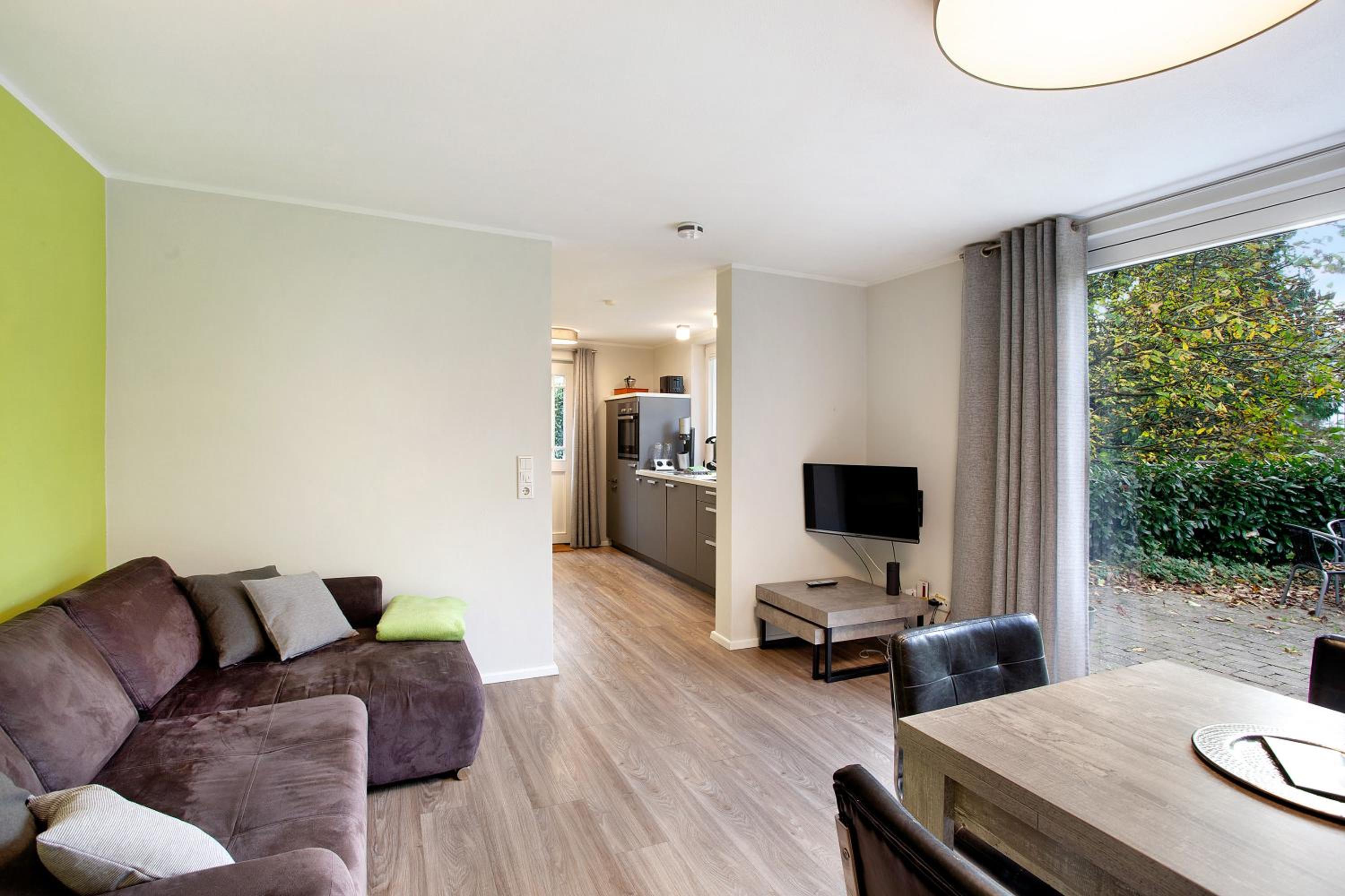 One-Bedroom Apartment with Garden View photo 1