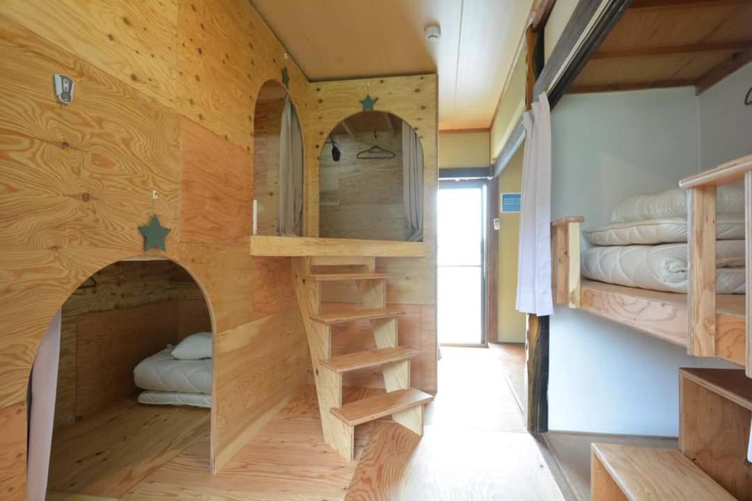 Quadruple Room with Shared Bathroom photo 1
