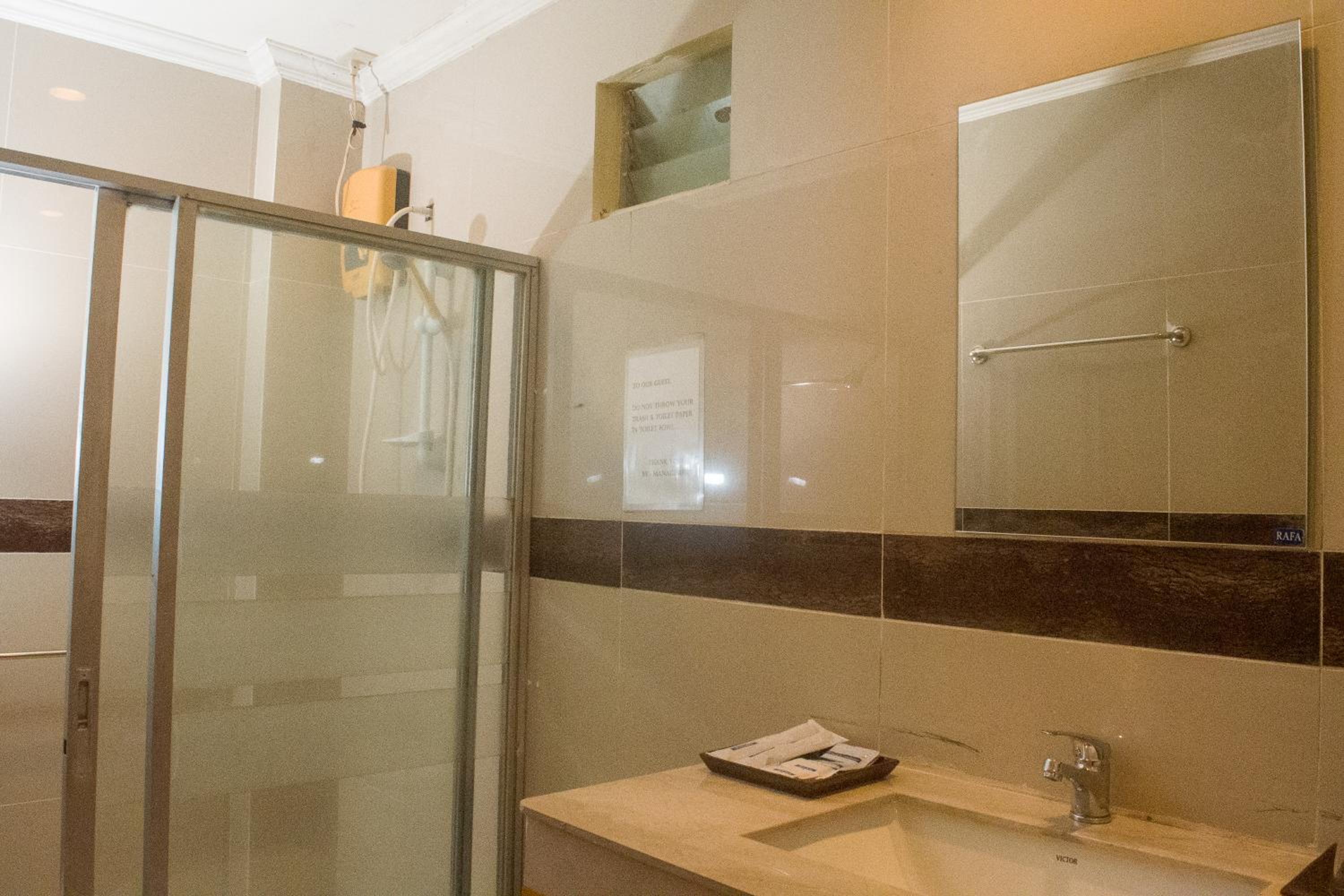 Deluxe Room - Photo 2